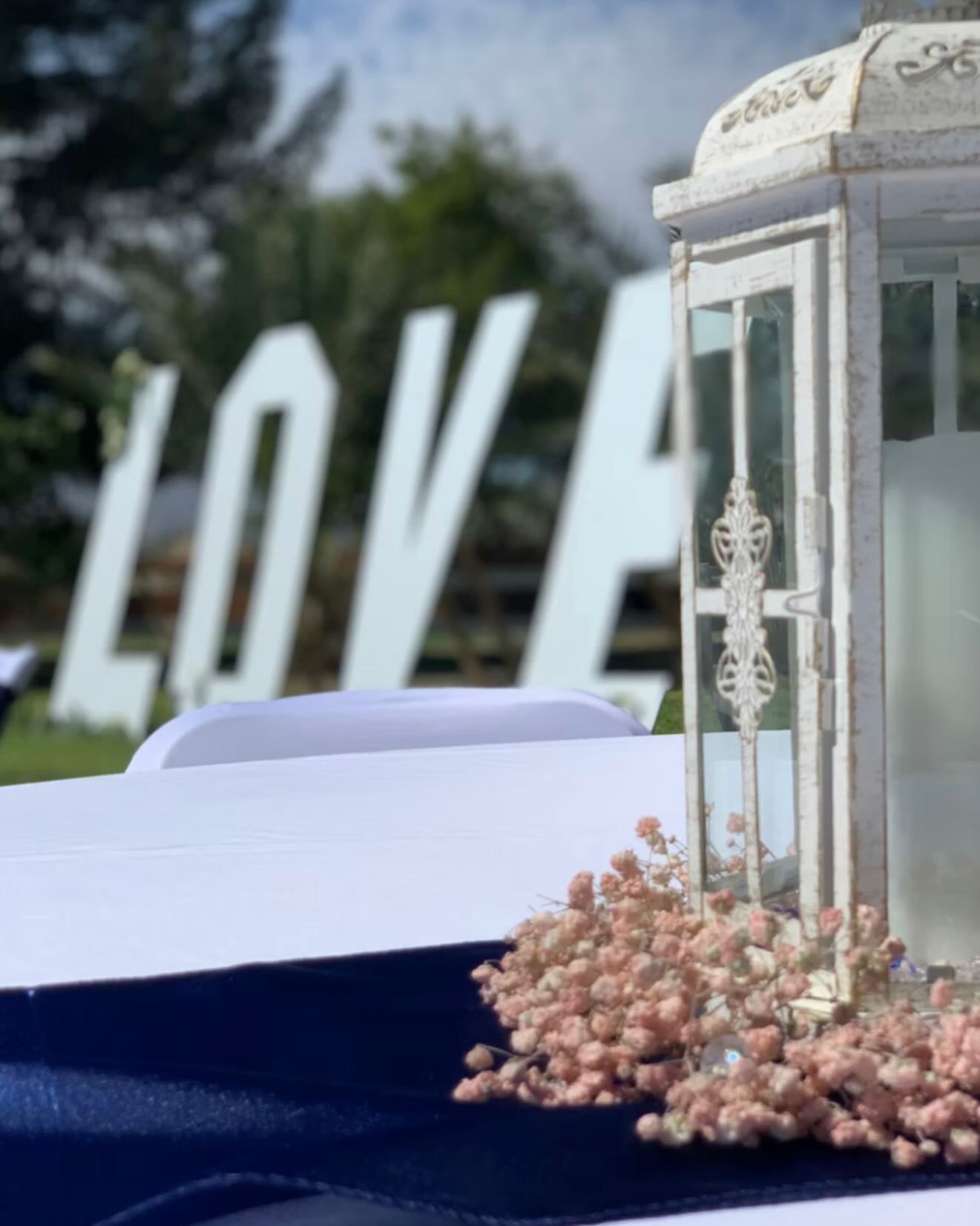 Where every corner ignites the night—cheers to unforgettable memories. 🤍