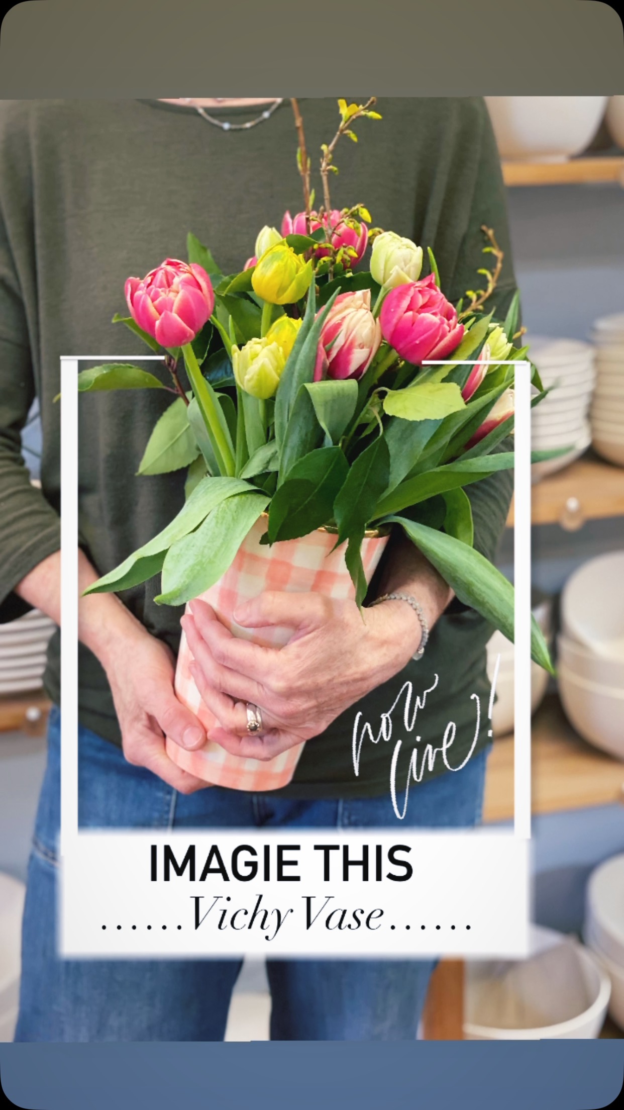 Bist du bereit für den nächsten Vichy Vasen Workshop!?
Der nächste Termin ist am Donnerstag, 10. April 2025, 18:30 - 21:30 Uhr
Bist du dabei? Hier sicherst du dir deinen Platz👉🏻https://www.werk2go.ch/workshop-gruppen/workshops
Ein Muster zum Verlieben!
Bemale Keramik mit dem zeitlosen Vichy Muster und du bekommst ein Unikat, dass dich im Alltag stilvoll begleitet. Wähle aus unserem grossen Sortiment an Vasen deine ganz persönliche aus.
Neu führen wir wunderschöne und fürs werk2go exklusiv an der Scheibe gedrehte Vasen aus Italien im Sortiment!
*
*
*
#Werk2Go #keramikmalen #vichyvase #keramikvase #keramikselberbemalen #vichyvasemalen #keramikselbstbemalen #keramikmalworkshop #keramikmalspass #keramikzürich #usterkreativ #zeughausarealuster #usterkreativ #keramikzürich #keramikmalenzürich #keramikmalenzurich #zürichkeramik #ceramiczurich #ceramicpaintingzurich #kreativzürich #zurichceramics #zurichceramic