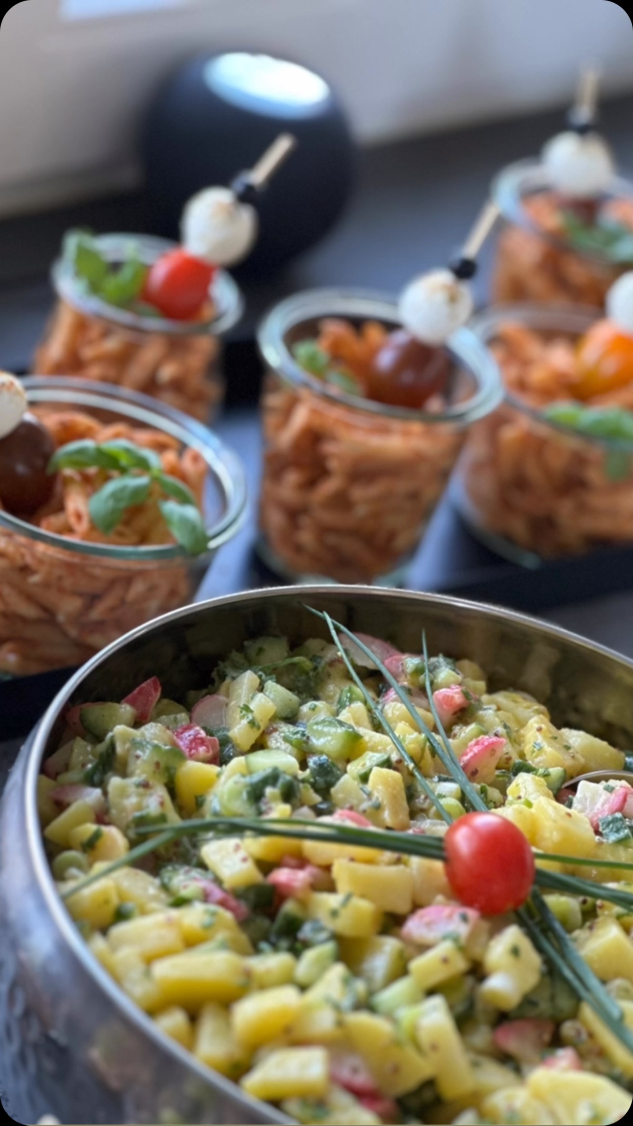 #Catering #wirliebenwaswirtun #außergewöhnlich #madewithlove #ausserhaus #siefenklein #tierwohlohnelabel @hof.schwarz