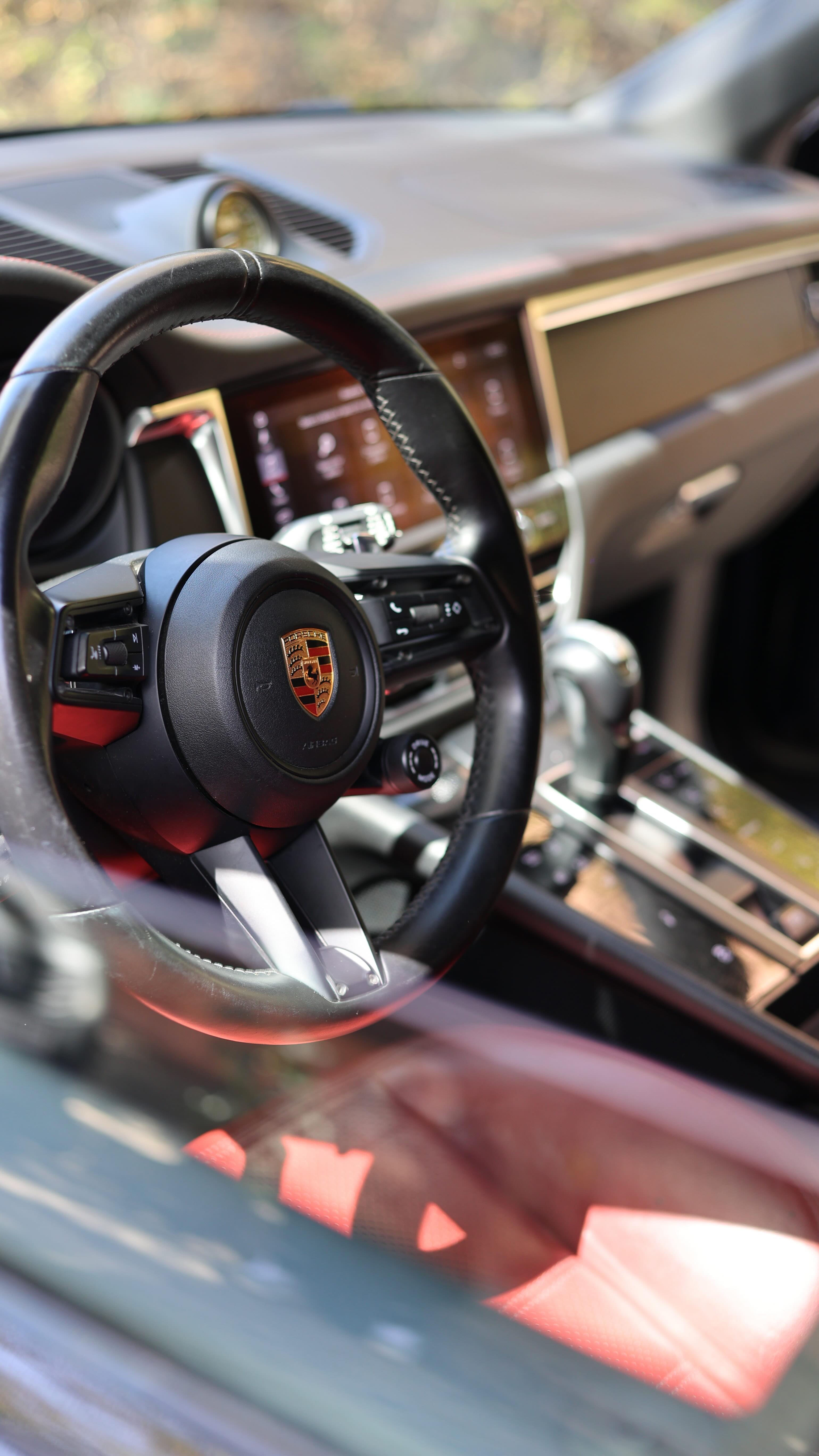 Book your Porsche Macan T now
+212 7 01 01 03 03
.
.
.
#cars #marrakech #travel #luxury #morocco #halfmoon #speed