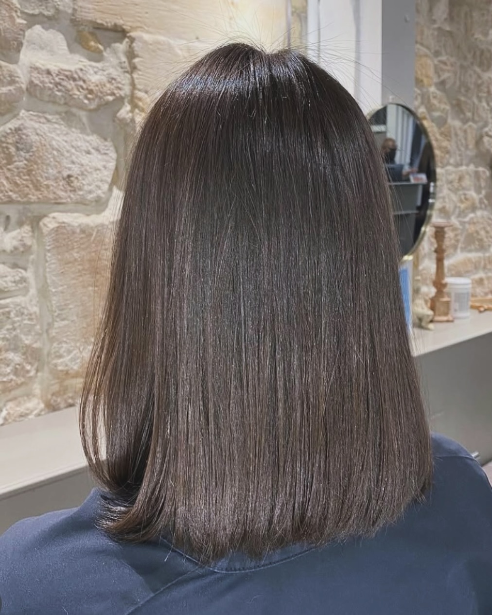 ✨Le bon produit peut faire toute la différence ✨ #coilyhair #coiffures #coiffeur #coiffuremariage #tendancecoiffure #brunette #blackhair #2025 #hair #hairstyles #paris #nyc #french #frenchstyle #balayage #balayageartists #balayagespecialist #haircut #haircolor #haircare #hairdresser #brownhair #parís #parishair