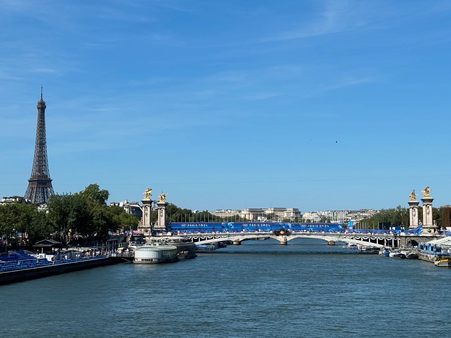 Paris, part two! ✨
From beautiful places to unforgettable moments, my Parisian adventure continues.
New blog post is online! Link in bio 💌
#paristravel #traveldiaries #parisvibesonly #chasingviews #travelsbycora #paris #cityoflights