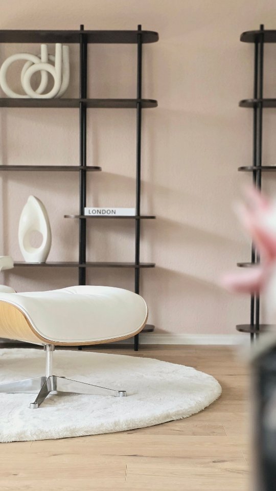 Erbimmobilie Vorher-Nachher!🎉
SO verkaufst Du Deine Erbimmobilie, wenn Du Dein Geld nicht verschenken willst:
Minimale Renovierungsmaßnahmen und ein Home Staging durch einen Profi, der in der Lage ist, Räume zu definieren und somit neue Nutzungsmöglichkeiten aufzeigt und nebenher ein modernernes Wohngegühl vermittelt.💯🎯
#homestaging ##homestagingprofessional ##immobilienpräsentation #immobilien #immopreneur #immobilienverkauf #bonn #rheinsiegkreis #köln #rheinland #nrw