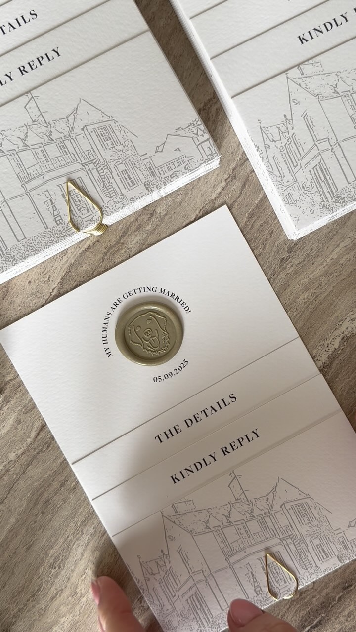 One final ✨boop✨and these invites are ready to go 😝
#weddinginvitations #bespokeinvitations #finaltouches #luxuryweddinginvites #weddingplanningideas #waxseal #bridetobride #weddingdog #weddinginspiration