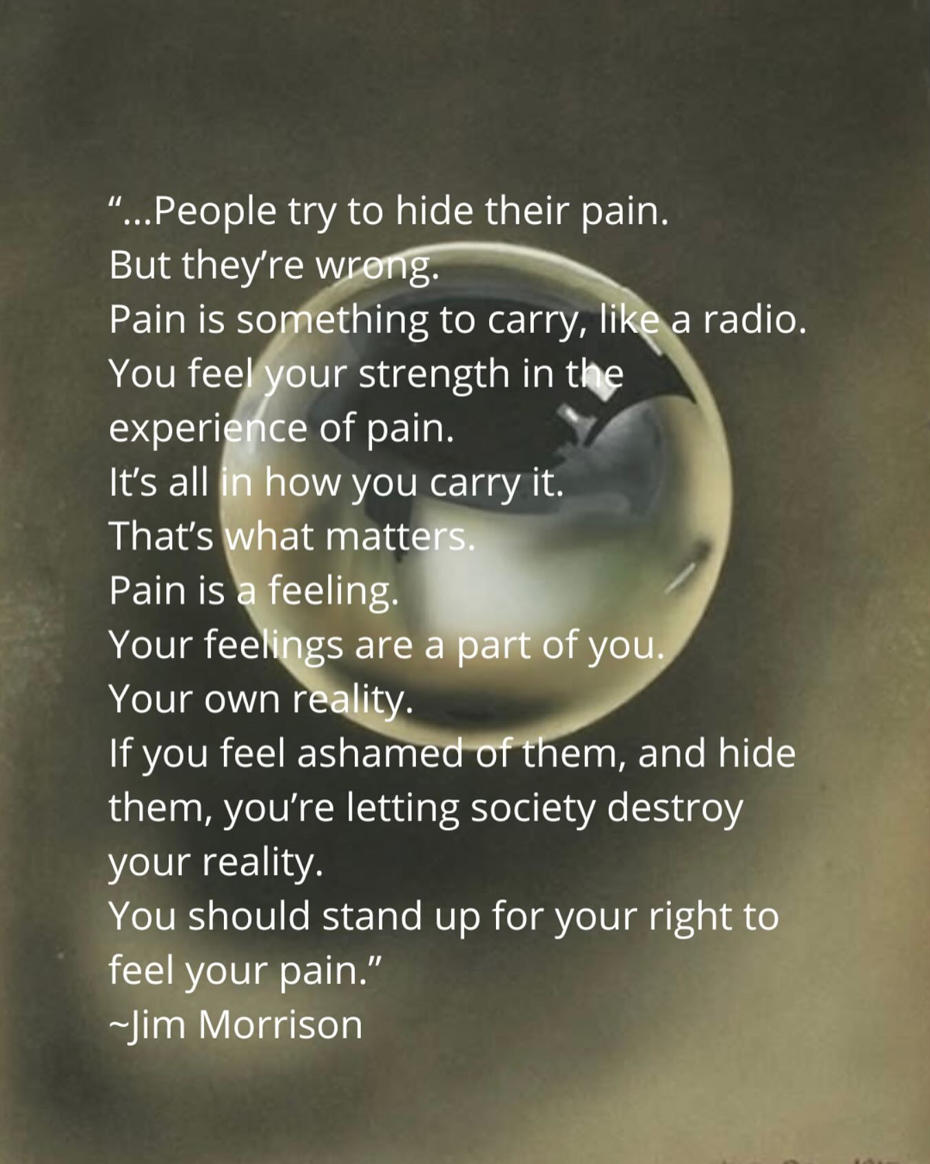 Smerte kommer oftes i kølevandet - enten pga. stagnation eller forsøg på udvikling. Den er altså en del af vores følelsesregister og en tilstand, vi ikke kan undgå.
Det er vores prægninger - vores sjælskontrakt i form af det hologenetiske fødselsblueprint, der via kemiske og energetiske forbindelser, præger vores adfærd og handling, hvilket til tider kan føre til smertefulde oplevelser.
Det er min erfaring, at disse lidelsestilstande bedre kan favnes og håndteres, hvis vi kender vores skyggetilstande og hvad der venter på os af potentialer på den anden side.
Så hvis du har lyst til at kende dit unikke blueprint og få indblik i, hvad der kan være årsag til lidelse i dit liv, så kigger jeg gerne for dig, og indtaler mine opdagelser på en lydfil, du kan lytte til ved behov.
Link i bio ~
Billede via @cinnober_bookshop
______________________________________
#hologenetisklæsning
#sjælslæsning
#gennøglerne
#genekeys
#Blueprint
#hologenetiskprofil
#holistisklivsstil
#selvforvaltning
#naturlovene
#personligtlederskab
#spiritualitet
#selvbevidsthed
#alignment
#frekvensarbejde
#vibration
#bevidsthedsarbejde
#selvudvikling
#kærlighed
#kenddigselv