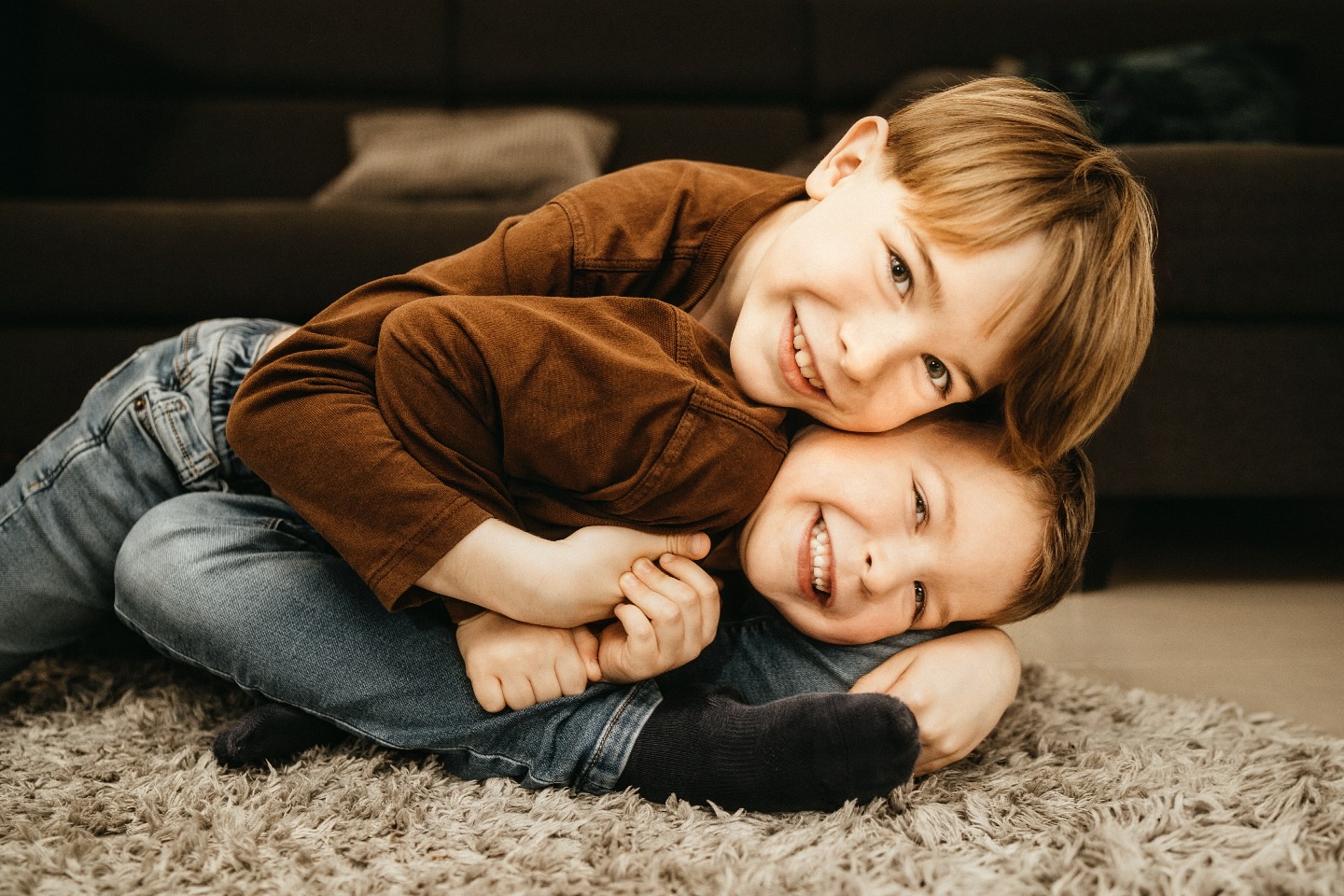 #családifotózás #familyphotography #familyphotos #gyerekportré
#peopleinnature #photoshoot #tree #grass #woodland #párosfotózás #lovestory #belovedstories #sonyalpha #postthepeople #couple #outdoor #hungarianphotographer #feeling #hug #lovemyjob #instahun #igershungary #instagood #follow #photooftheday #picoftheday #instalike