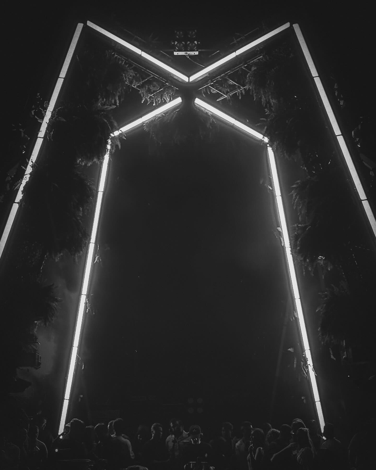 Massanooo
#miamimusicweek#toejam#backlot#toejambacklot#massano#techno#party#vibes#drop#electornicmusic