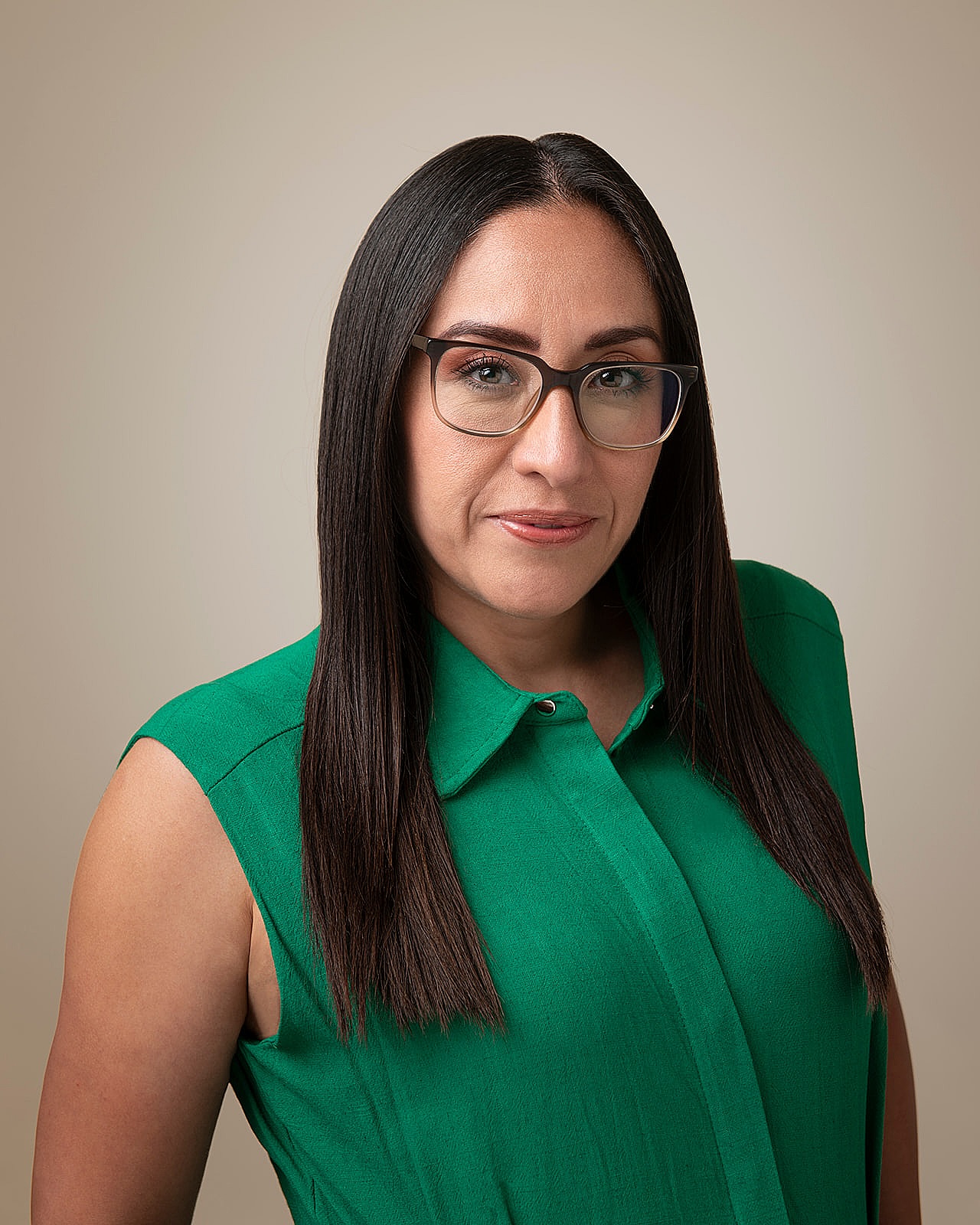 Retrato corporativo Plus #corporateportrait #portrait #portraitmf #portraitphotography @profotoglobal #forbes #retratocorporativo #businessgirl #editorialphotoshooty #personalbranding #personalbrandingphotography #personalbrandphotographer #marcapersonal #linkedinportraits #retratoparalinkedin #headshots #headshotphotographer #headshotsession #d800 #photooftheday📷