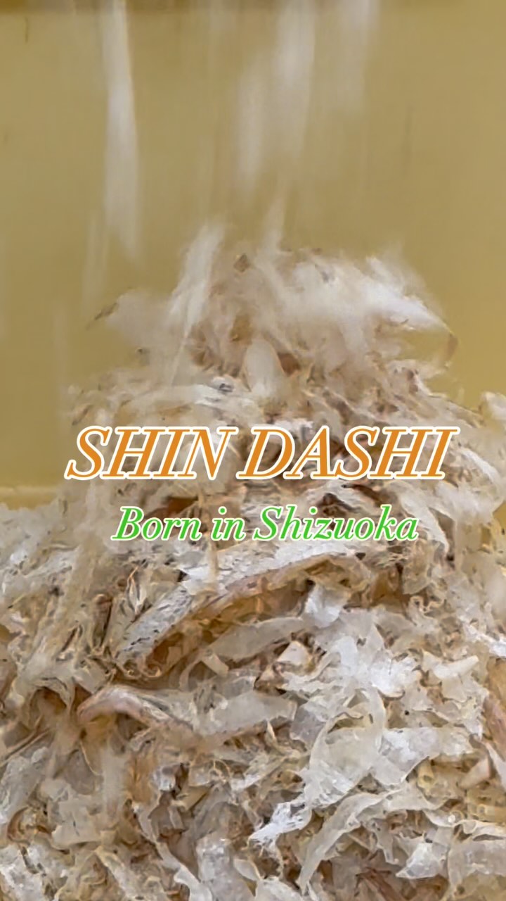DASHI is the key of Japanese cuisine🥹
Japanese Emperor prize dashi 🏆 can enjoy from SHIN as well🥹
Full of UMAMI is created by Dashi.
Appreciate super natural products that makes our body healthy and beautifully 🥹🥹
Do you know DASHI?
#japaneserestaurant
#japanesecuisine
#japanesecooking
#japanesefood
#dashi
#出汁
#だし
