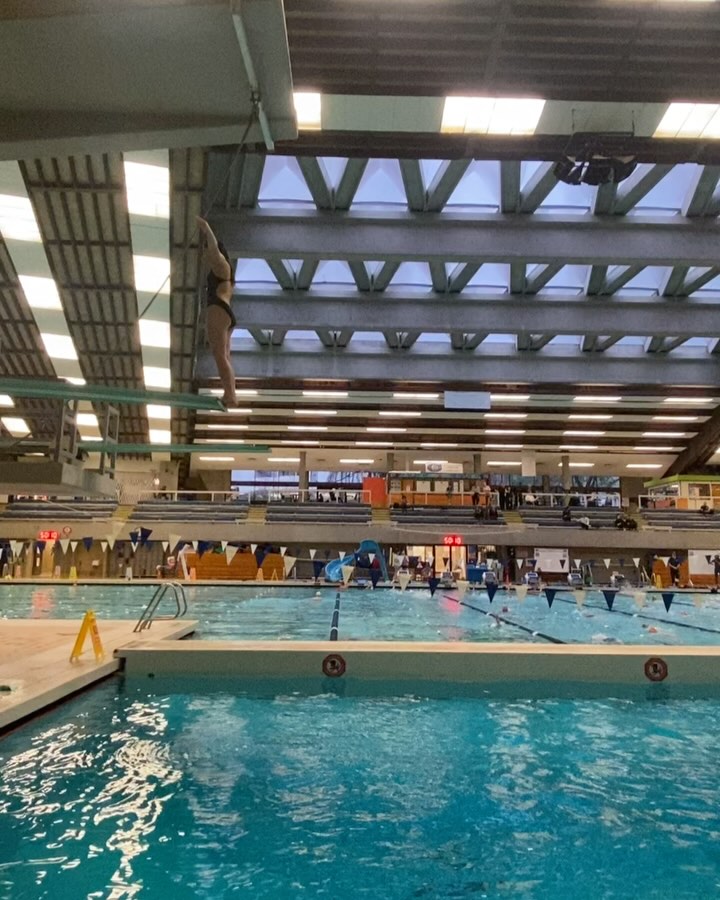 Our Competitive-Novice team divers Alyssa and Lojine are doing amazing new dives! Very well done! šš