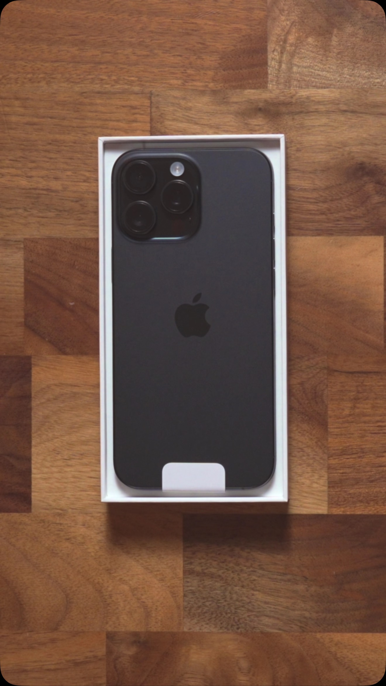 Unboxing the new iPhone 16 Pro Max ASMR,
The iPhone presents great capabilities for filmmakers with its log and ProRes capabilities while using both Blackmagic camera app and Final Cut camera app. And the ability to record to an external ssd just ads that extra touch. Looking forward to taking it for a spin soon and presenting the abilities plus the challenges in using this for filmmaking and videography.
#filmmaker #asmr #asmrsounds #filmmakerslife #videography #Cinematography #iphone #shotoniphone