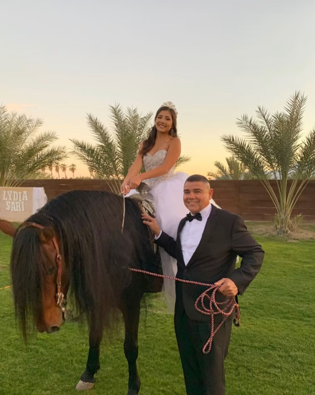 Where the beats drop and the horse steals the spotlight. Party mode: unbridled! 🐴🤍