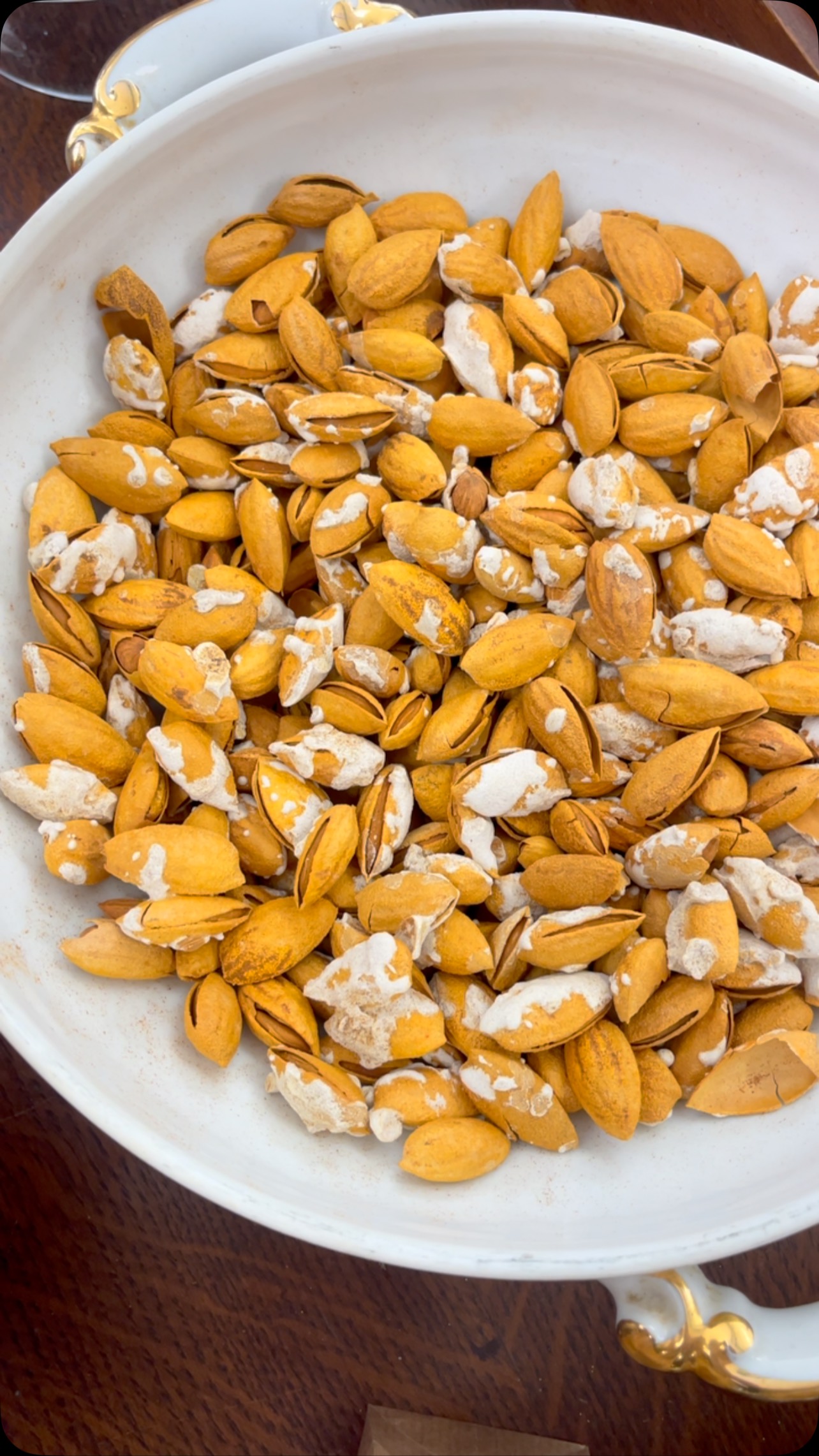 Amande salé d’Afghanistan 🤤 🌿
📍13 Rue des dames, 17000 La Rochelle
#dryfruıts #larochelle #épiceriefine #amande #saveursdumonde