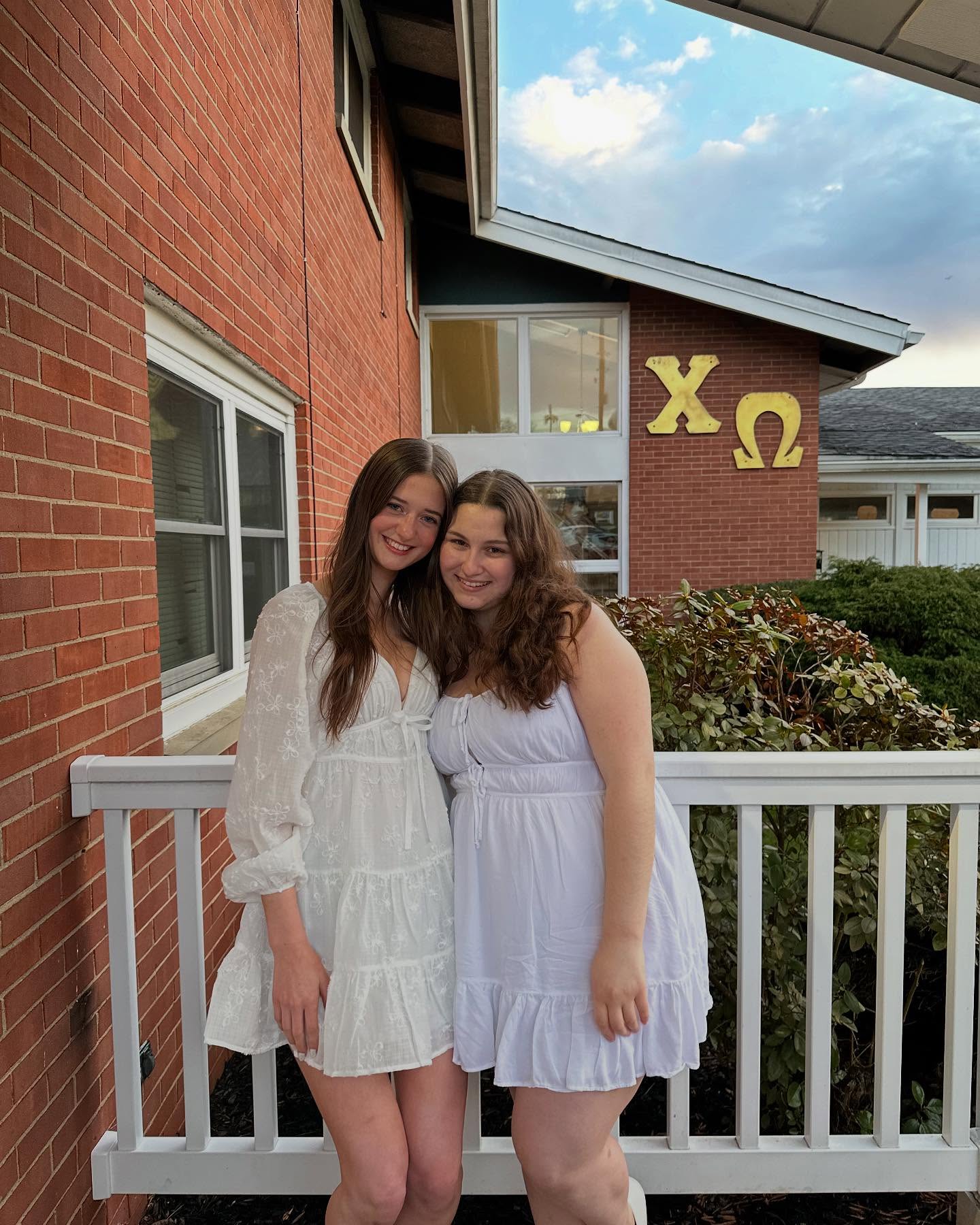 so proud to officially call my g-little my sister!! 🤍