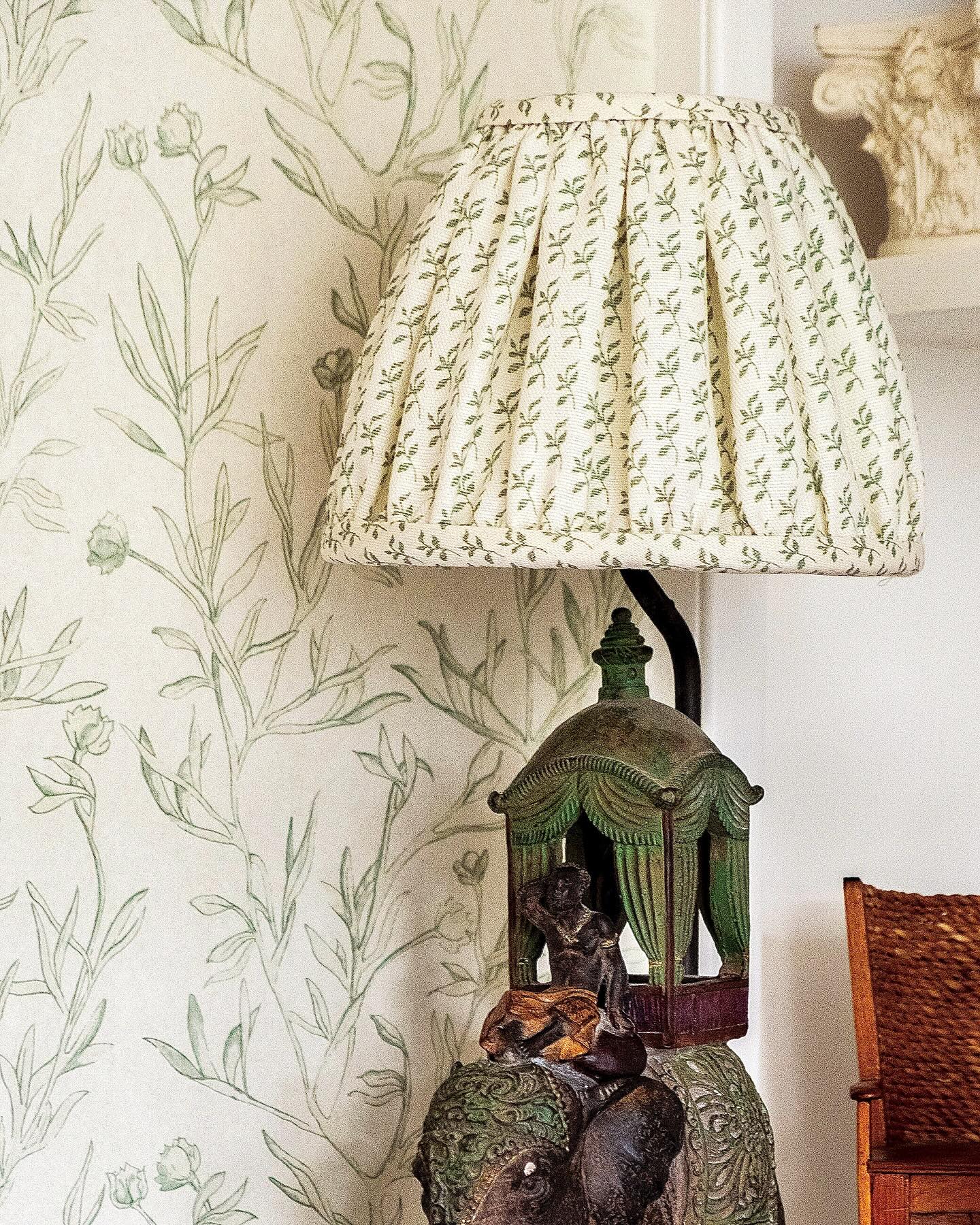 As well as our fabric and wallpaper we also offer custom lampshades made using any of our linens or wallpapers. Head over to our website www.clovellycloth.com for more details.
#lampshadedesign #lampshades #ditsyprint #smallprint #printedfabric #lightinginspo #clovellycloth #customlampshades #britishmade #handmadelampshades #springinteriors
