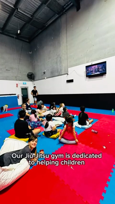 Our Jiu-Jitsu academy is dedicated to helping children develop important skills like focus, discipline, autonomy, respect, self-control, teamwork, and confidence — all in a friendly, family-like environment.
Become part of our Jiu-Jitsu family. Click below! www.just1bjj.com.au
#bjj #jiujitsukids #just1bjj #jiujitsufamily #cpabjj_altonameadows @cpabjj
