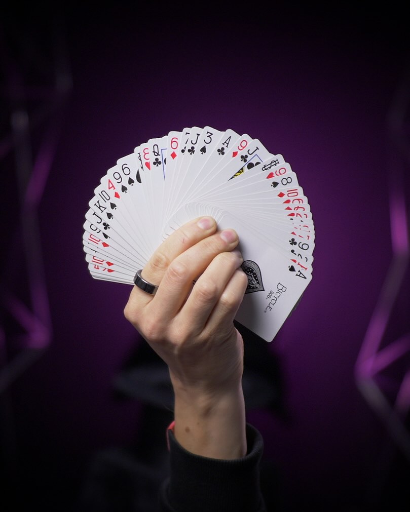 Time to time I’m missing the virtual shows! There was something magical about that era—reinventing stagecraft, connecting with people across the globe, and turning living rooms into theatres.
I really enjoyed the challenge of creating illusions through the screen, blending technology with storytelling in new ways.
That innovative time pushed me forward—and still inspires me today.
#virtuaalitaikuri #VirtualMagic #DigitalStage #InnovationInMagic #ThrowbackMagic #MagicianLife #CreativeEra