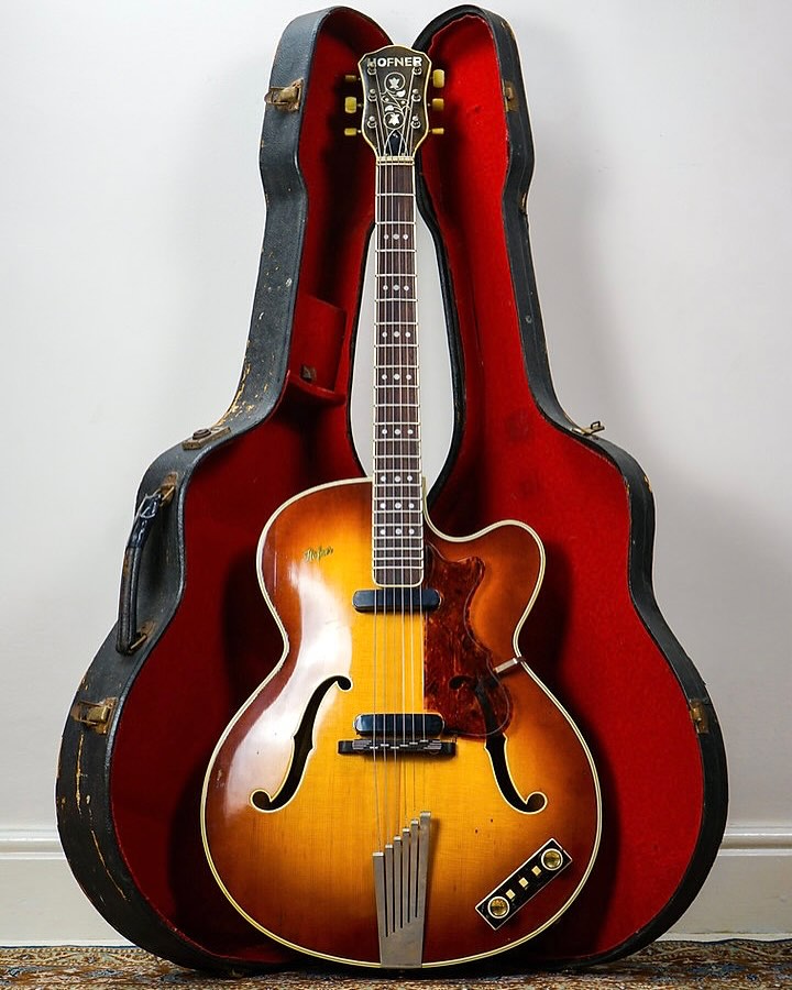 For your consideration, a 1959 Hofner President Thinline.
Clean and original! George had one in early Beatles days, Hofners were always a winner for those chaps.