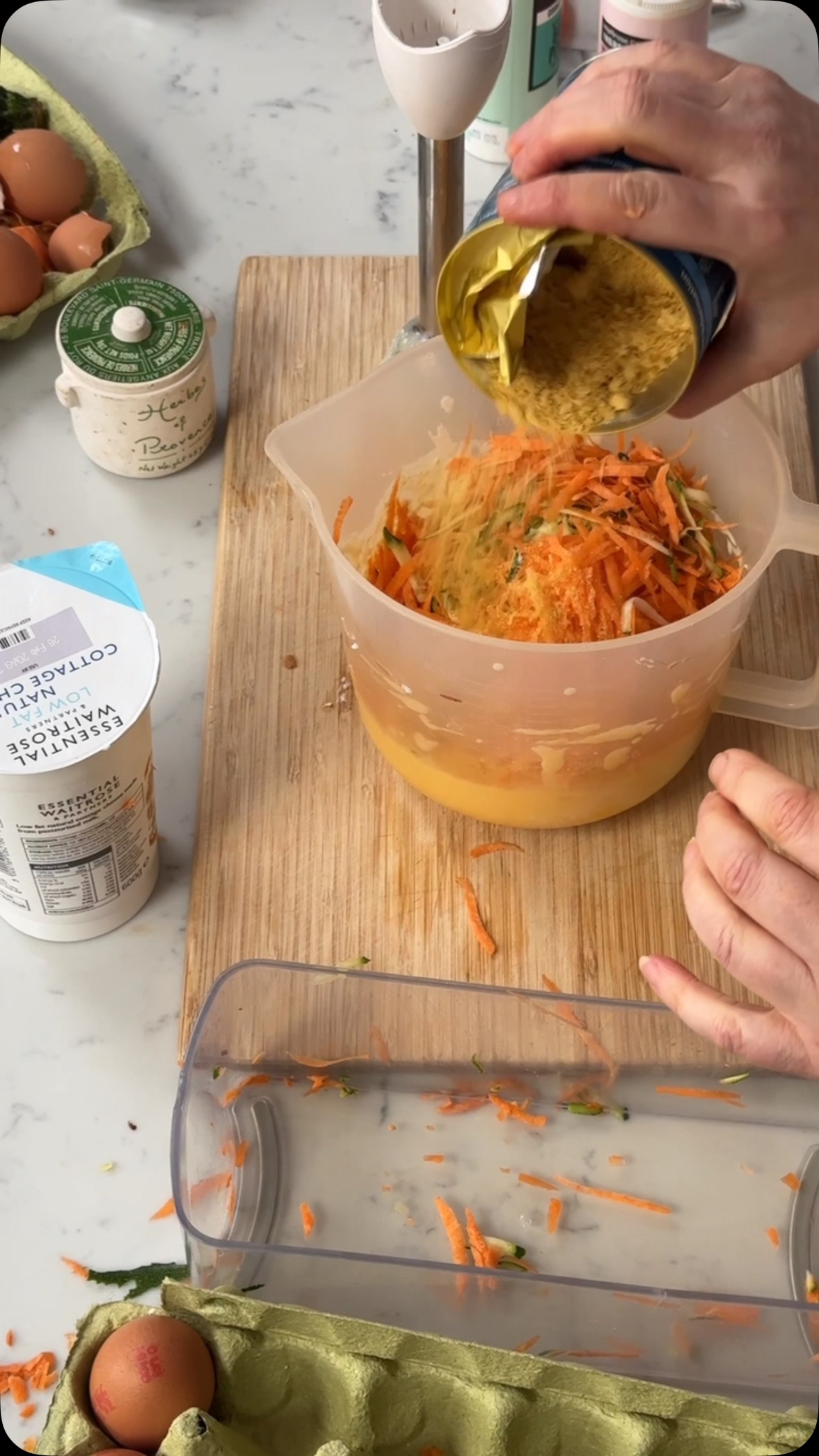 My first attempt at cottage cheese loaf
I used half a pot of cottage cheese, three eggs, two grated carrots, half a grated courgette, some grated sweet potato, a cup of mixed seeds, some nutritional yeast, some mixed herbs and some oats. 1tsp baking powder, 1/2 tsp bicarbonate of soda, salt and pepper.
Baked at 180°C for 1 hour.
It helps the moisture levels to add the dry oats and also squeeze out the moisture from the courgettes
#cottagecheeseloaf #eyeballamounts
#health #nutrition #selfcare #naturopathicmedicine #healthyrecipe #youarewhatyoueat #foodismedicine