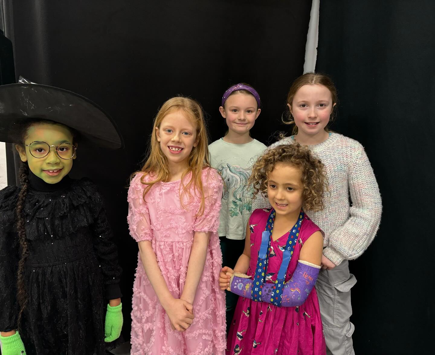 Our Wicked Workshop was so fun in half term! It was so popular that we are holding another Wicked Workshop in May half term! DM or go to the website to book…some children enjoyed it so much that they’ve booked to come for a second time 😍
Limited places available.
In other news - invoices are being sent out today for both 1-1 lessons & choir. Please let us know if you don’t receive yours.
Thank you & wishing you all a lovely Easter holiday break 🐣
#singing #performingarts #musictheatre #leeds #pianolessonsleeds #singingleeds #stageschool #childrenschoir