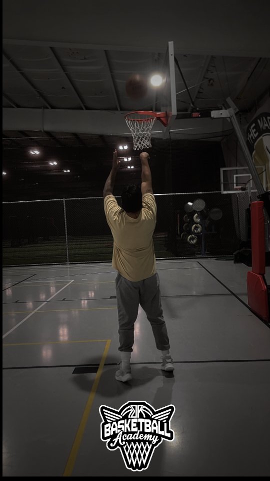 Spooky hours 👻
•
•
•
•
•
While you're asleep, we're still working.