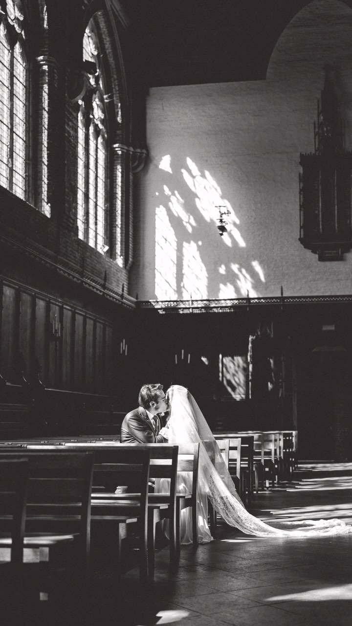 Juliette & Roryโs wedding was nothing short of magical! โจLooking for a wedding photographer and videographer in London to document your love story? Letโs create timeless memories together! ๐ท๐ฅ #LondonWedding #WeddingPhotography #WeddingVideography #LondonWeddingPhotographer #LondonWeddingVideographer #ChapelWedding #ElegantWeddings #BrideAndGroom #WeddingInspo #UKWedding