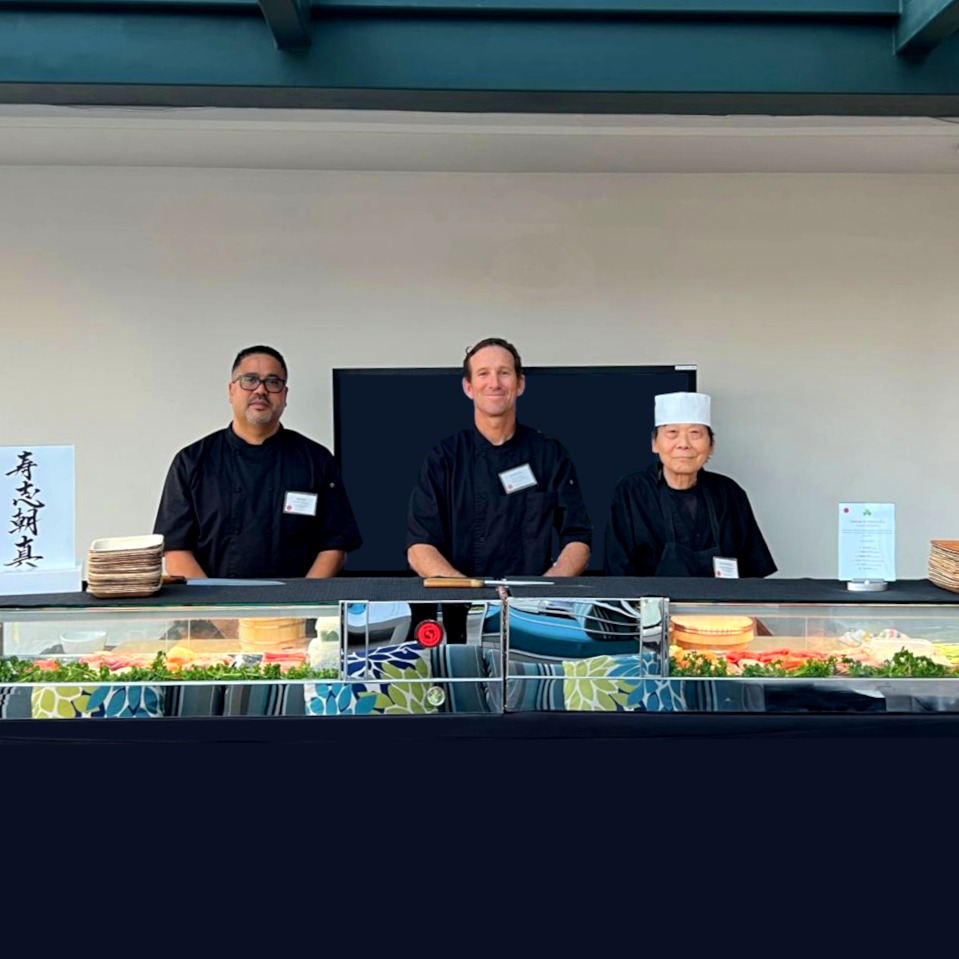 St. Patrick's Rooftop Celebration 2025 🍀
Service: Mobile Sushi Bar + Omakase style !!! 🔥🔥🔥
We had the pleasure of collaborating with Seibo and Sadakazu.