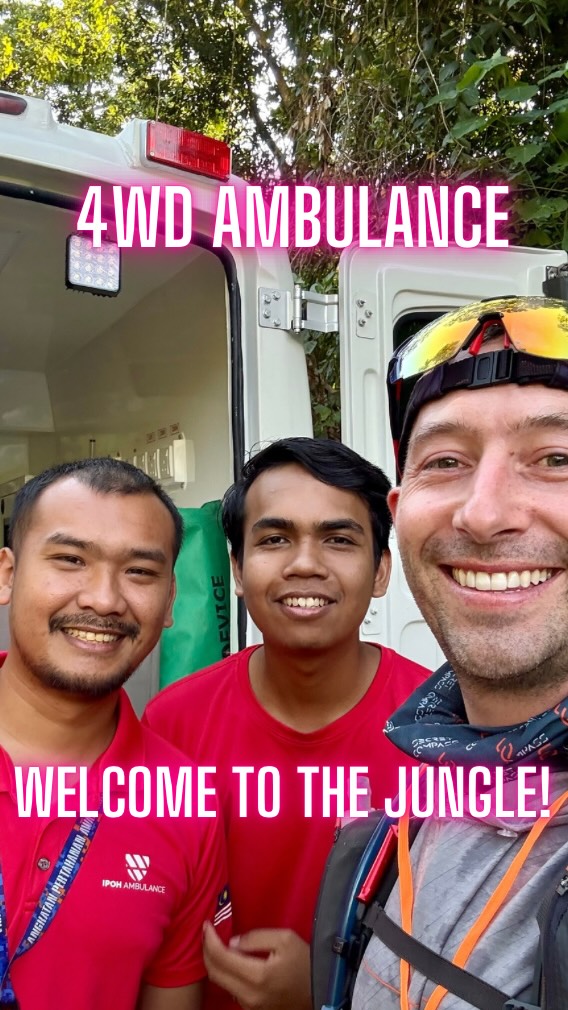 Part of our safety and medevac plan on this jungle trekking project is the use of a private local ambulance for rapid patient transfers from the trail head to the nearest health facility. This vehicle is a modified 4WD (a flatbed Toyota hilux with a large cab built onto the back), so able to handle the unsealed roads out here. Reliable comms with the drivers and strategic positioning near to road extraction points along the route will be key.
@secret.compass @worldextrememedicine #remotemedicine #wildernessmedicine #firstresponders