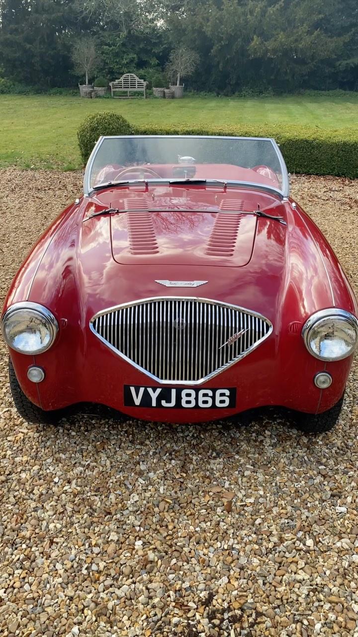 Wonderful to be able to enjoy the sunshine in the Austin Healey today. It really lifts the spirits. It’s a 1953 100 with its original three speed gearbox with overdrive. It’s been uprated to ‘Le Mans’ spec. Similar to many AH 100’s it was originally exported to the States but has since been repatriated and restored. A complete joy to drive.
#classiccars #vintage #sportscars #austinhealey