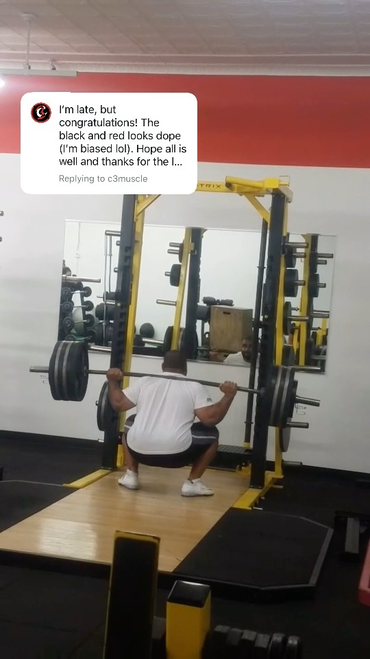 @c3muscle You a real one!! Hereโs a dope throwback to 2017, squatting 635 lbs like butter. The beginning of Hybrid Strength Athletics. Weโve come a long way since then ๐ค@respectthedepth #day1homie #respectthedepth #2017 #oldschool #powerlifting #squat
