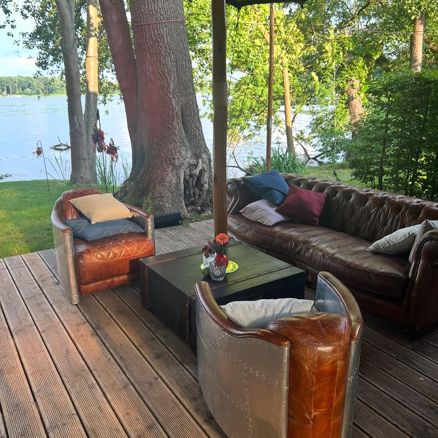 Sonnige Tage, ausgelassene Partys und entspannte Stimmung. Wir freuen uns schon auf die kommende Saison mit euch.
#eibenhofbadsaarow #feiernamscharmützelsee #eibenhof #wedding #eventlocation