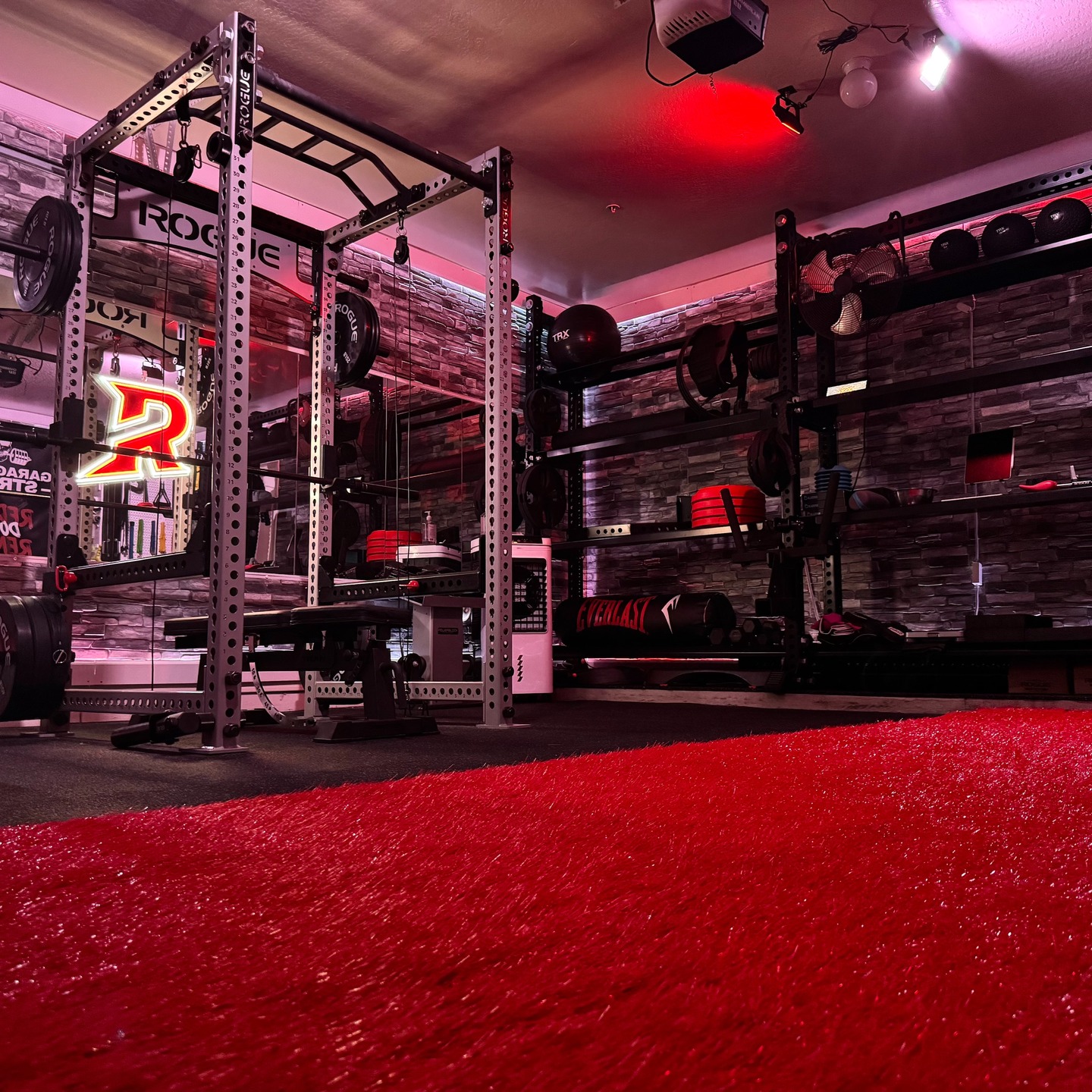 Always improving.
#phoenixpersonaltraining #arizonastrength #strengthcoach #strengthandconditioning #ripperperformancetraining