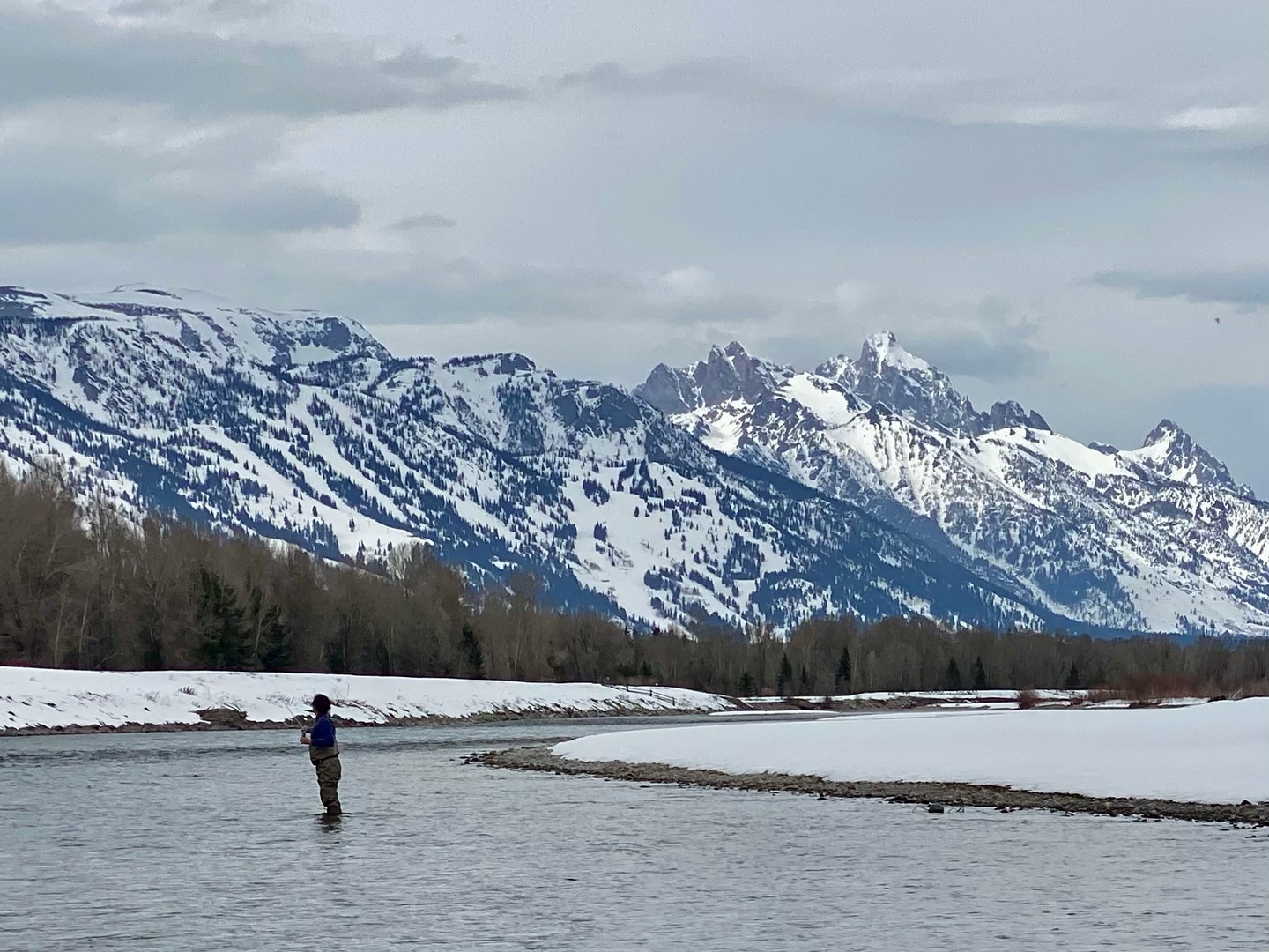 Spring is here @western.river.anglers! Our first trips of 2025 are enjoying the nice weather and excellent fishing. As we launch into a new season, we are so excited to see all our awesome new and returning guests. We love getting to know our clients and helping create memories that last a lifetime.
We cherish our beautiful locations and catching amazing fish with you. Wishing you a happy fishing season ahead filled with many adventures!
Call us at (307) 200-7037 or email wra@westernriveranglers.com.
We can’t wait to see you out on the water!
#tetons #Troutfishing #flytying #letsgofishing #catchandrelease #flyfishingaddict #flyfishinglife #flyfishing #Wyoming #travel #wildtrout #Smithoptics #flyfishingadventures #jacksonhole #yellowstone #orvis
