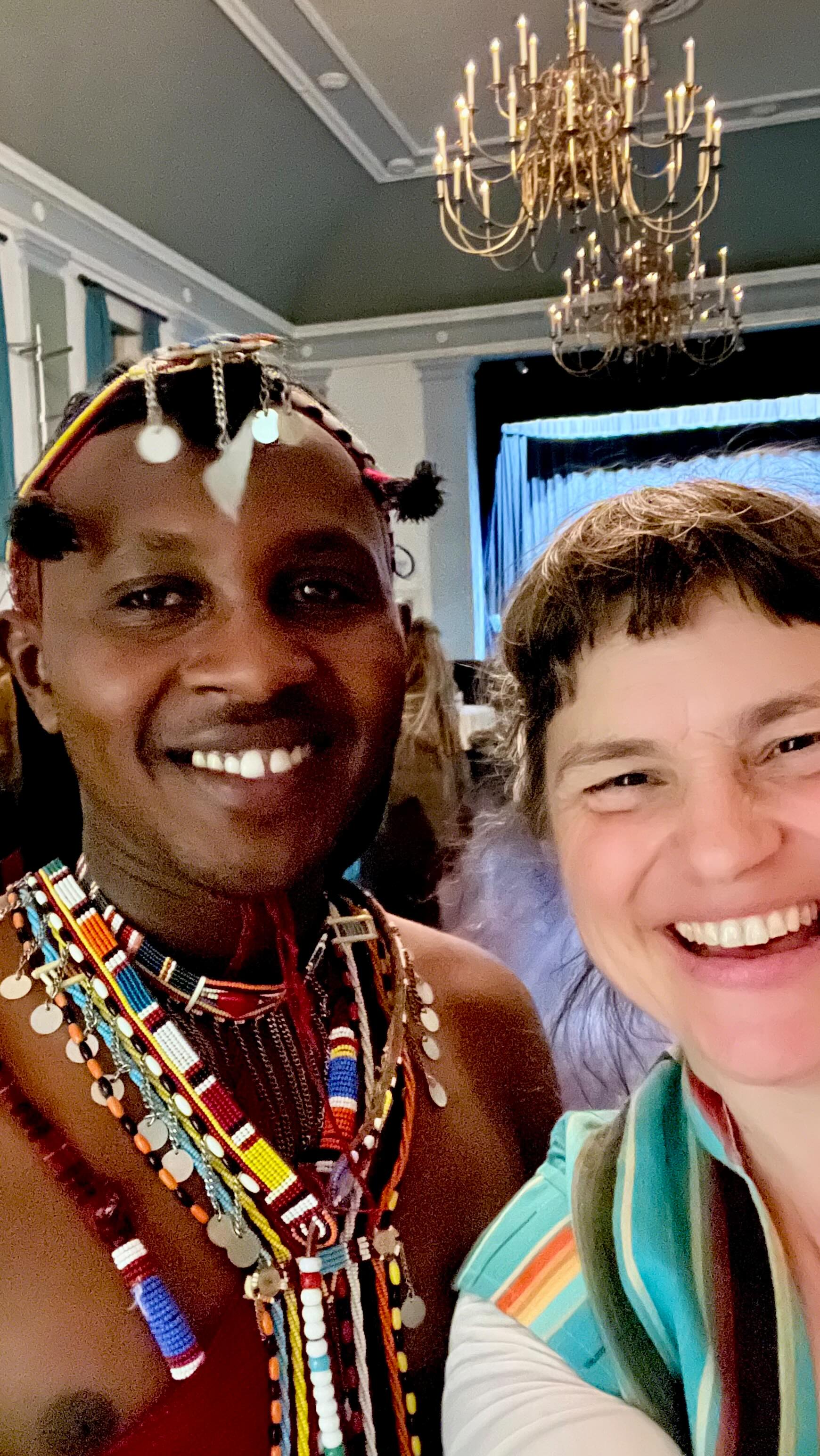 ✨ Never did I think I would find myself singing my song “One Voice” with the lyrics “We are one tribe, united by one love” with the Osiligi Maasai warriors!!
Such an honour to hang out with them in the town hall in Glastonbury last night. Such a warm and hearty group of people- sharing their songs and dances and traditions with us and receiving ours so graciously.
What a joy! 🤩
Thank you to everyone who made this possible ❤️🎶
#maasai #onevoice #onepeople #onelove❤️ #onetribe #unified #glastonbury #glastonburytown
