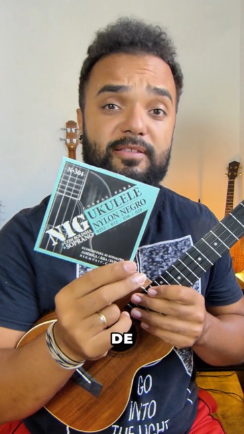 Você conhece a técnica campanella? Nosso artista @omarcelviana te explica utilizando as cordas para ukulele de nylon preto da NIG 🎶🎸
#nigmusic #nigstrings #marcelviana #ukulele