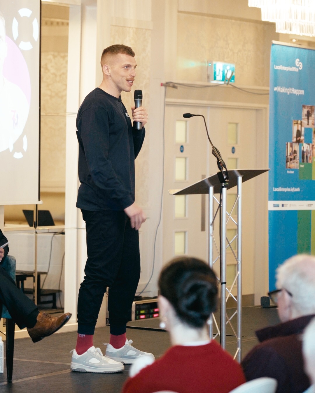 Our Managing Director, David Kieran, took centre stage yesterday as a speaker at the Cross Border Tourism Conference 2025. The event, held within the elegant confines of the Four Seasons Hotel in Carlingford, brought together industry leaders and innovators to explore the theme, ‘Growing your visitors – Learning from the best.’
David’s presentation on “The Use of AI in Tourism,” delved into the cutting-edge applications of artificial intelligence within the dynamic tourism sector. He illuminated how AI can revolutionise operational efficiency, personalise guest experiences, and drive sustainable growth. To provide a tangible example, David crafted the “ZOMA Hotel”, showcasing the practical implementation of AI to optimise hotel operations from customer service to resource management.
Following the speech, David further engaged with conference attendees by hosting an immersive and highly interactive digital marketing and AI workshop. Over 50 participants gained invaluable insights into leveraging digital strategies and AI tools to enhance their business’s market presence.