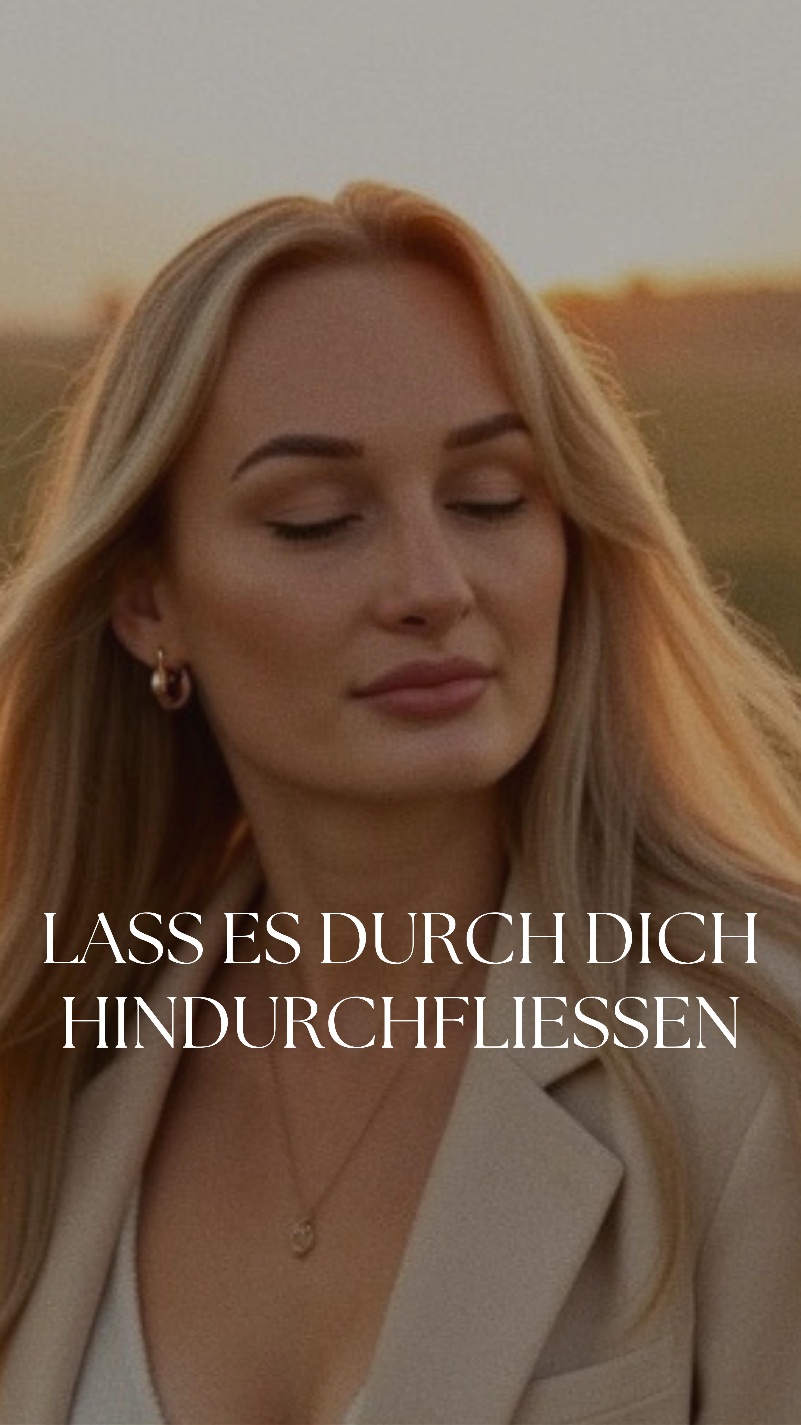 Hör auf, gegen den Schmerz zu kämpfen – lass ihn fließen.🐚
Je mehr du dich gegen das wehrst, was in dir aufsteigt, desto stärker bleibt es haften. Schmerz is nicht dein Feind. Er ist eine Welle, die kommt und 👉🏼geht - wenn du es eben zulässt.
Erlaube dir, ihn zu fühlen. Erlaub ihm, zu heilen.♥️
An deiner Seite,
Sarah