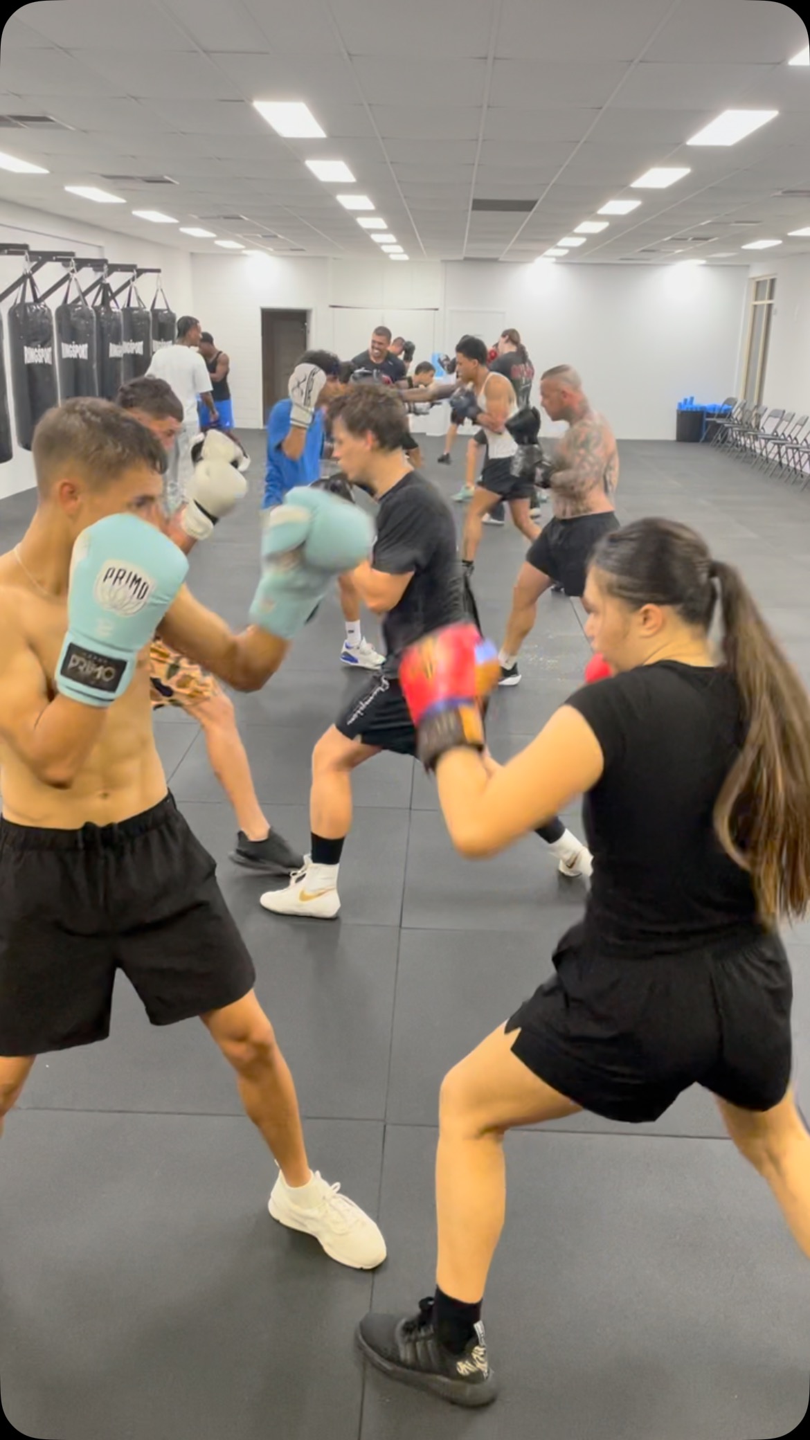 Here’s a quick clip from tonight’s 6PM class!
Reminder: Our Tuesday and Thursday 6PM sessions are open to everyone. These classes focus on technique, partner drills, and light sparring. Make sure to bring your mouthguard, water bottle, and shoes. See you there!
#BoxingTraining
#FightNight
#BoxingLife
#TrainHardFightEasy
#BoxingDrills
#LightSparring
#BoxingGym
#FootworkMatters
#HandsUpChinDown
#CombatSports