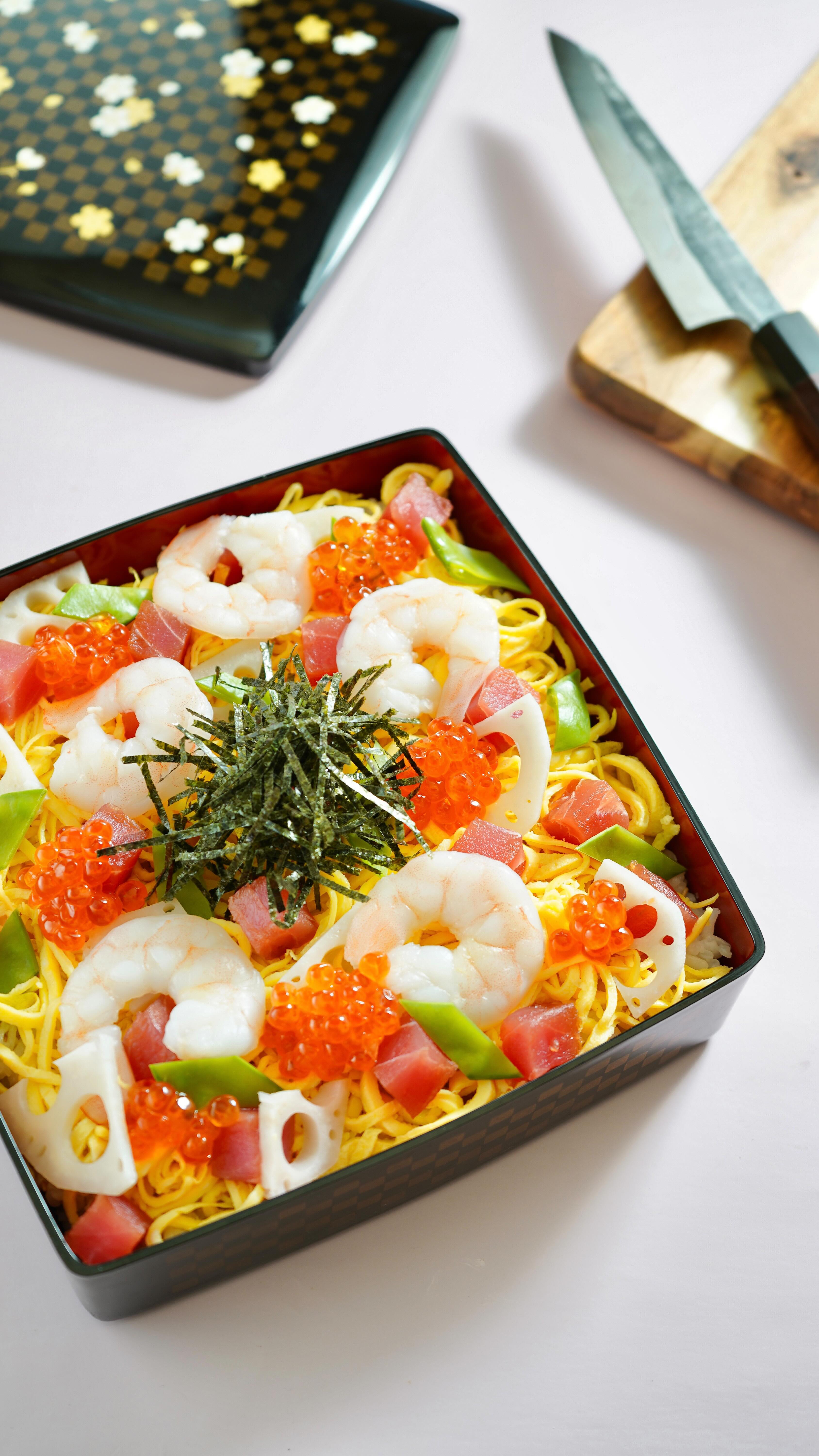 Happy April and happy spring! With blossoms in full bloom, picnic season is officially here. In Japan, this time of year is celebrated with hanami, meaning “flower viewing”—a tradition where friends and family gather under the cherry blossoms to share food, drinks, and the fleeting beauty of the season. A popular hanami dish is chirashi sushi, or “scattered sushi”—a vibrant, layered sushi dish as stunning as the scenery.
What’s in your picnic basket? 🧺🌸
#forgetotable #forgetotableknives #chefknives #hanami #sushi #chirashisushi #smallbusiness