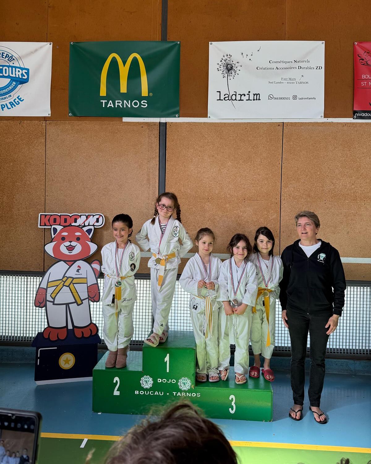 “Bravo à tous les champions et championnes pour leur participation au Tournoi de Boucau Tarnos 🤩
Un immense merci aux accompagnateurs et aux professeurs Orlane et Bastien pour leur dévouement et leur dynamique.
Merci à @gouraudpascal et sa team 🤙
Quelle belle journée incroyable, au top ! 🔥🔥🔥🥰
#dojostmartinois
#photojudo
#judodebutant
#artmartiauxlandes
#judoorx
#judosaintandredeseignanx
#judoclubcotebascolandais