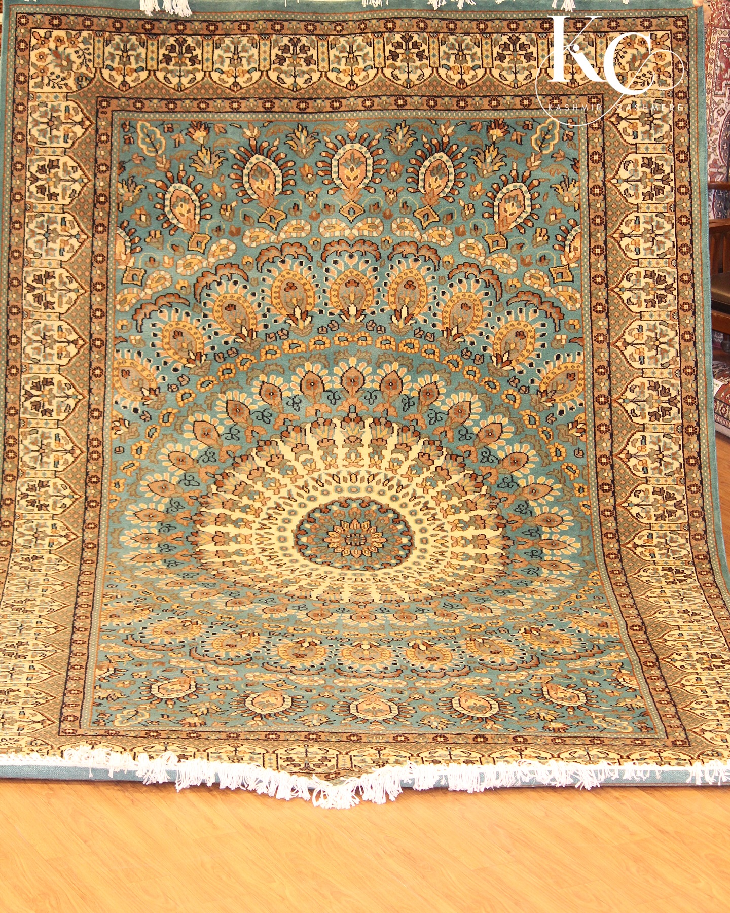 An exquisite hand-knotted wool carpet, crafted with precision and artistry. Featuring a mesmerizing medallion design in rich shades of turquoise, gold, and beige, this masterpiece reflects the heritage of traditional craftsmanship. Each knot is a testament to the skill and dedication of artisans, creating a luxurious and timeless addition to any space.
:
:
@kashmir_cashmeree
:
:
#woolencarpets #handknotted #handknottedrugs #handknottedrug #handknot #rugs #rugsofinstagram #usa #europe #trending #trend #trendinsong #kashmircashmere