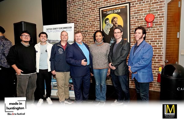 Happy Industry Day! 🎥🎬📺
.
Thank you to all who attended the Industry Day for the first ever Made in Huntington Film & TV Festival!
.
The inaugural Made in Huntington Film and TV Festival was pleased to present the first ever Industry Day for @madeinhuntington
Filmmakers and industry guests connected, networked, and discussed potential industry synergies. The Industry Day featured three detailed moderated discussions.
A special thank you to our Industry Day Panelists from our 3 amazing sessions!
Session 1”The Future of Film Festivals”. Featured: Amir Bogen (Programmer, Woodstock Film Festival, Lighthouse Film Festival), Devin Powell (the NY African Film Festival), Eric Volweiller (Schenectady Film Festival), and Nora Armani (the Socially Relevant Film Festival).
Session 2 “Publicizing, Marketing & Distributing Films: Where to From Here?” featured marketing and distribution executives Danielle Digiacomo (Subtext Media), Eran Polishuk (Chapter Two Films), Isil Bagdadi (CAVU Pictures), and Mark Walton (The New School).
Session 3 “Fireside Chat: The Changing Dynamic of Content Distribution” featuring Ed Carroll (Kino Lorber and formerly of AMC Networks) and Mike Nagle, CEO of Ashling Digital. The session was moderated by Mark Robichaux (Author, “Cable Cowboy” and past Editor-in-chief, Multichannel News and Broadcasting + Cable Magazines)
.
A great time was had by all with plenty of ☕️ & 🥯
.
Don’t miss out on the final day of the Made In Huntington Film & TV Festival and @humanitystoked screening tomorrow at 1:30pm at the @cinema_arts
.
📸: @lenmarksphotography
.
#madeinhuntington #huntington #cinema #arts #film #filmfestival #industryday #tv