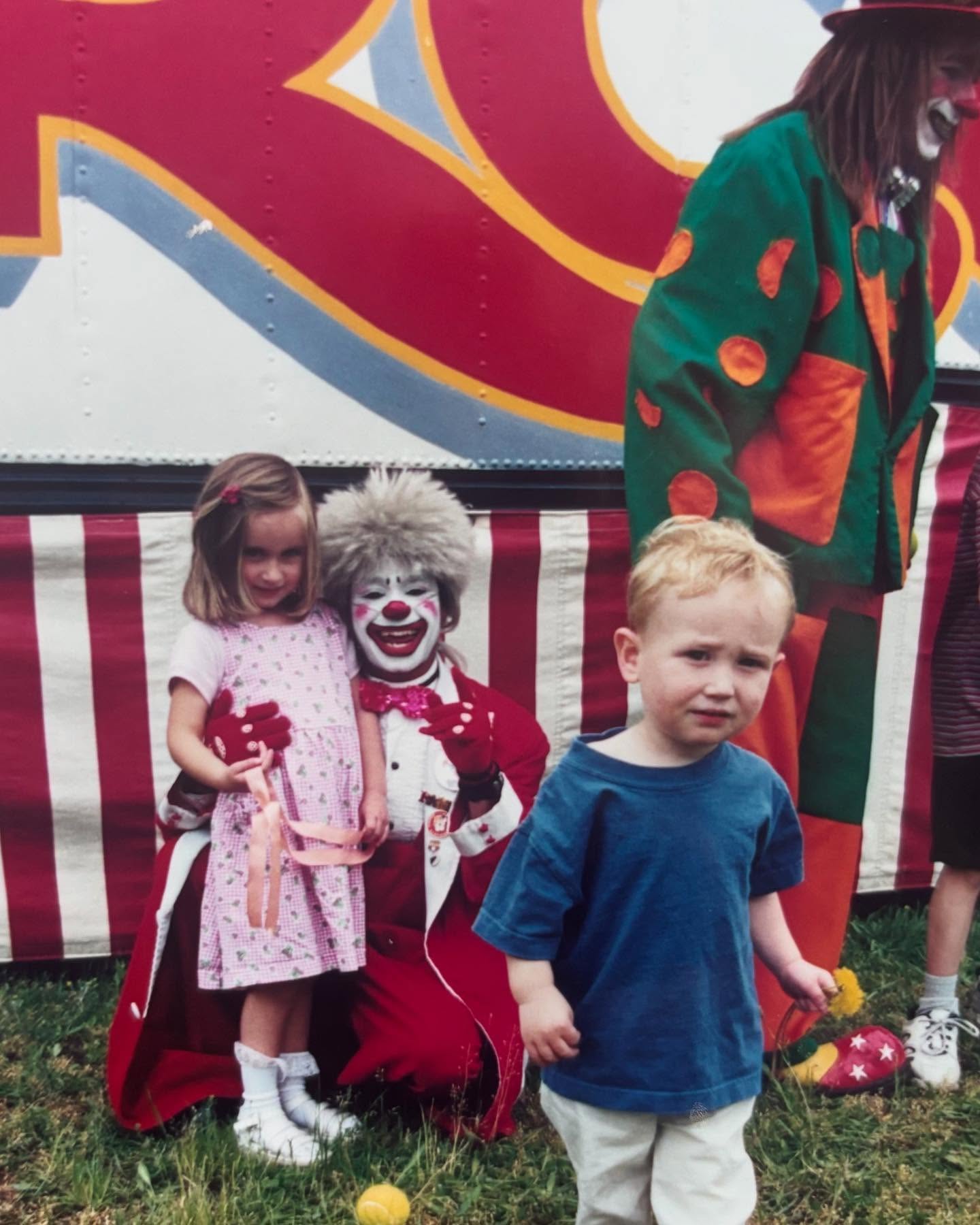 What I love about this picture is how pleased I look with this whole situation (even my baby brother @izyerington running away terrified). 😅🤡🤣