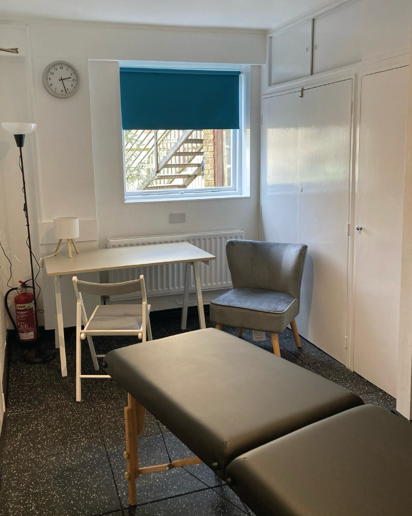 RENT THE SPACE!
Our new Therapy Room is located in The Studio at Spin&Workout.
The space is ideal for anyone offering acupuncture, physiotherapy or similar.
If you are a therapist looking for a space to rent please get in touch via the Rent The Space form on the website. Link in bio.
#spinandworkout #rentthespace #therapyroom #leegreen #southeastlondon