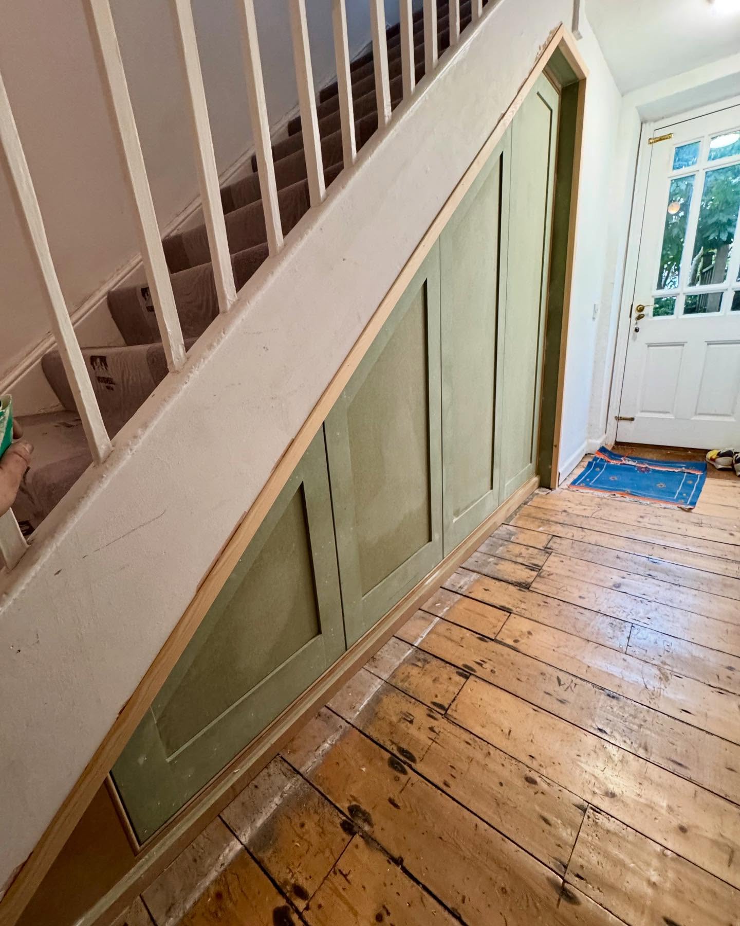 Just some photos of a recent under stairs storage and some cabinetry bits for a nursery room. As ever a good use of the space, lots of space for shoes and whatnot. More finished pics to follow, lovely stuff #bespoke #storage #understairs #carpentry #bath #bathnews #bristol #somerset #cabinetry #design #homeinspo #joinery