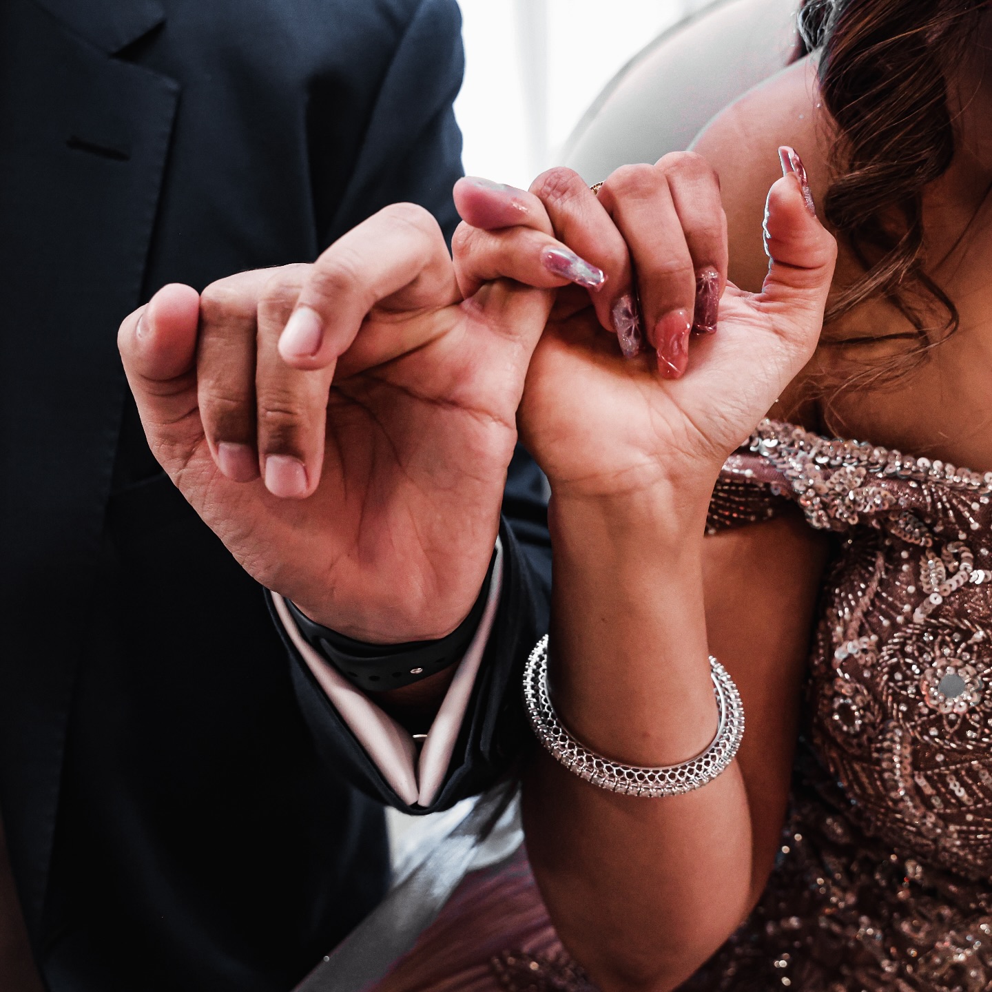 Locked in love, sealed in forever ✨
#punjabiwedding #couple #weddings #love #weddingcouple