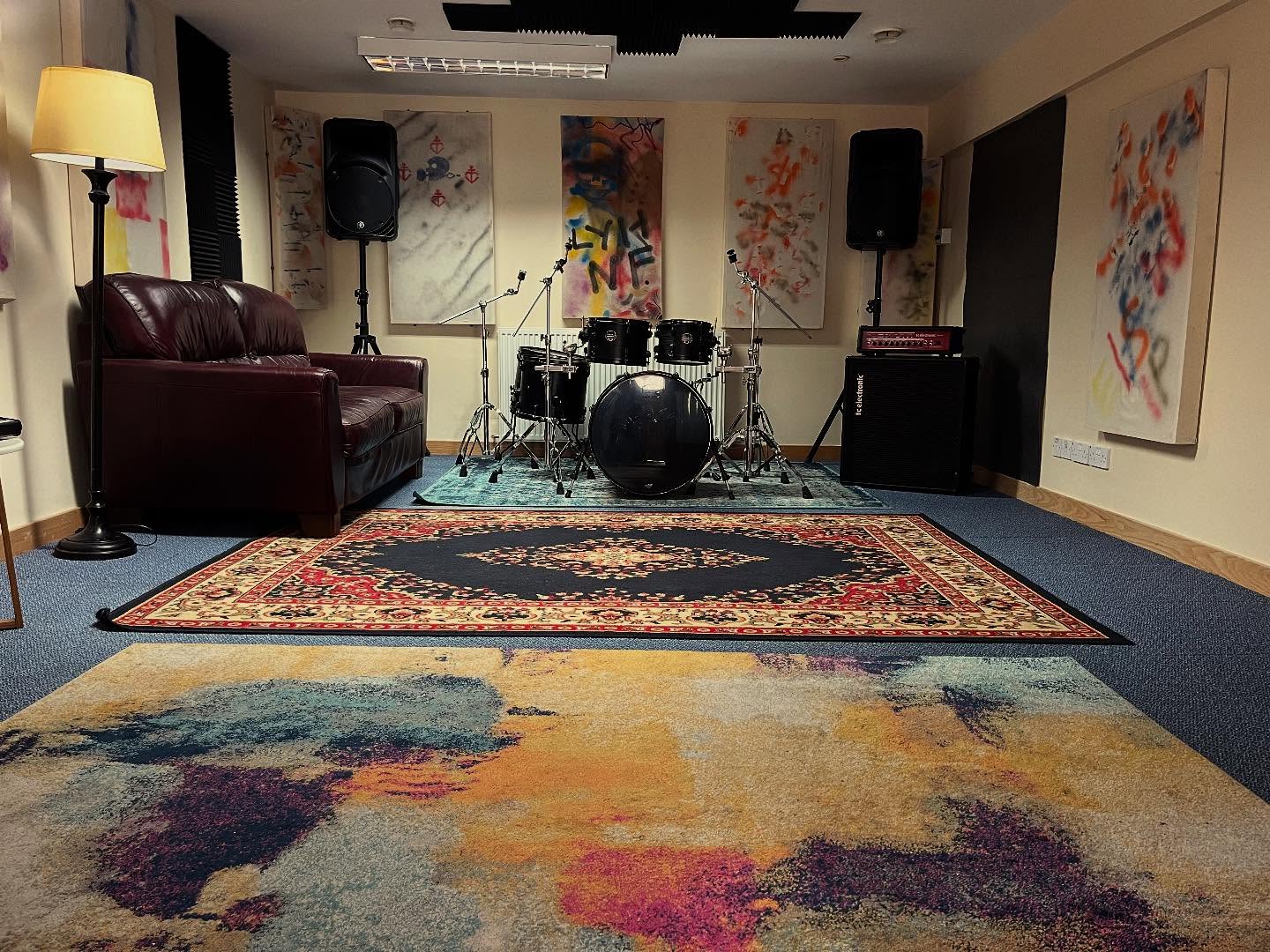 FIRST NEW MRM READY TO GO AT FENTON BARNS! Book online now at www.mushroomsstudios.co.uk