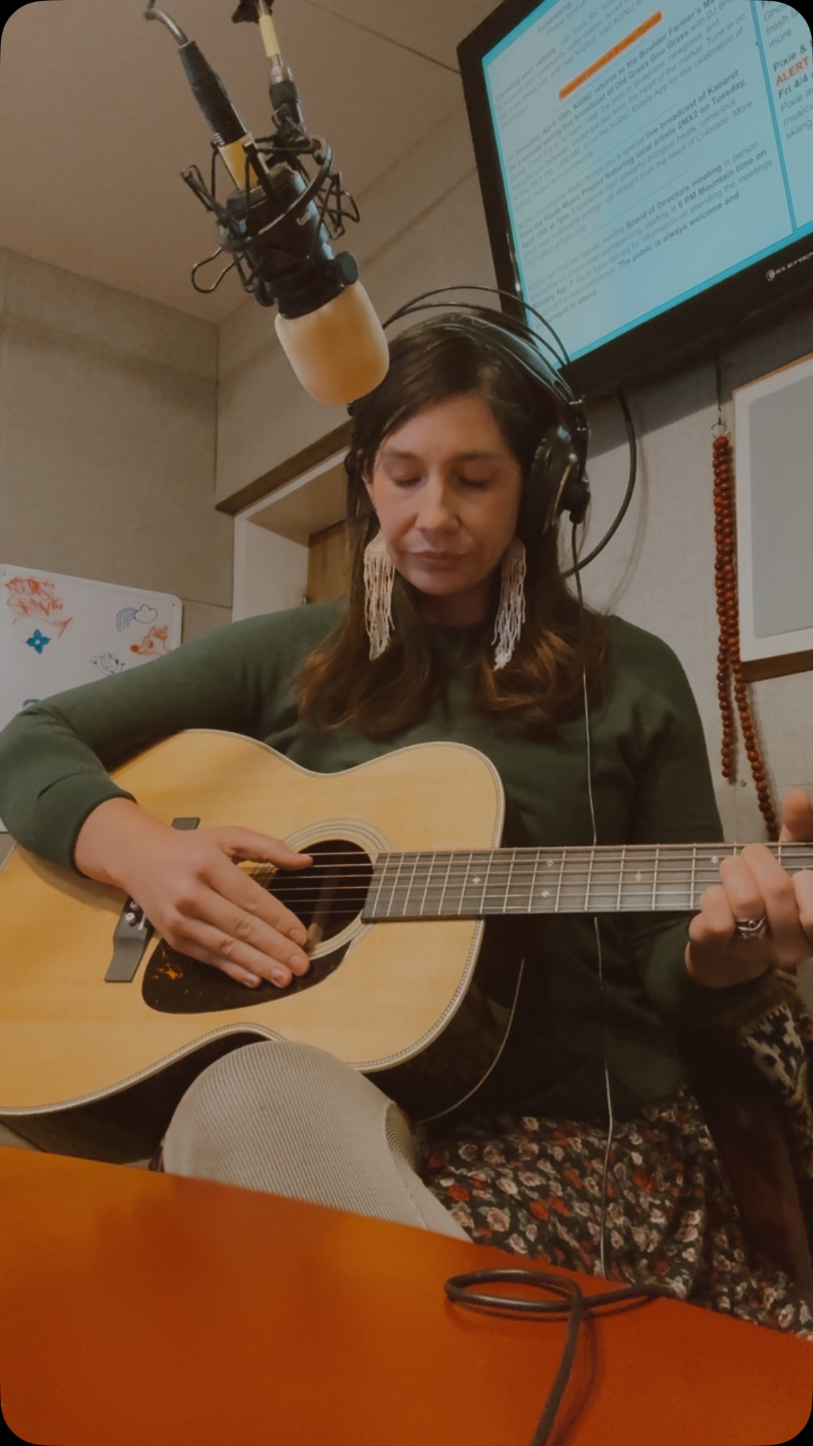 Live on KGNU radio today!
Listen to my new song “Lay me down”. I was working on this song in studio @thespotstudios earlier this week and will be finishing it up later this month!
This song is pretty tender. It’s about that feeling of last hope… “are we gonna make it through this?” touches on what we might label our “ugly shadows” the “haunted habits” we carry that make loving complicated…
I want to say, enjoy! Hah, but maybe listening to it will make you feel sad for me, maybe it will stir memories for you, maybe… I dunno.
I will say, I’m grateful that I have music as a tool to move the energy. That I have words to give dialogue to the things I feel. That I can give vibration through my voice to these energies to keep things moving so that I’m not stuck. I can listen back and have compassion for myself, the other and the journey. I can celebrate the growth since the conception of this captured moment.
I’ll just keep feeling, and singing. Whatever it is I squeeze that’s real from this soul of mine.
Xoxo
Lalo
#livemusic #communityradio #kgnucommunityradio #originalsong #radiointerview #localmusician #coloradomusicians #femaleartists #singersongwriter #newmusic