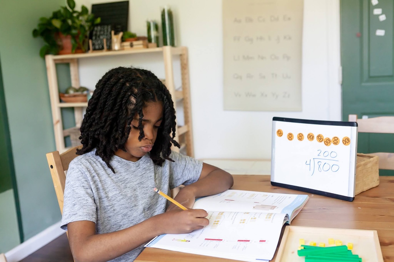 #FlashbackFriday to our homeschool days—slow mornings, science experiments in the kitchen, and learning side by side with my boys.
We loved that season so much, and lately, my husband and I have been talking about maybe stepping back into it.
Not an easy decision, but these photos melted my heart and reminded me just how special that time really was.
#HomeschoolMama #HomeschoolLife #Throwback #MomOfBoys #FamilyFirst #HomeschoolJourney #HeartCenteredHomeschool #IntentionalParenting #BoyMom #MakingMemories #GraceFilledParenting #FlashbackFeels