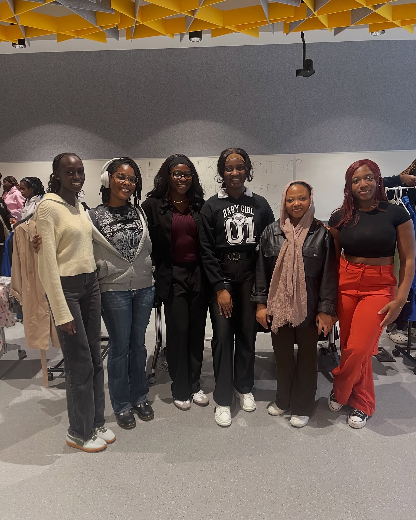 The Black Futures Clothing Drive & Pop-Up Free Store was a tremendous success, and we are deeply grateful for the community support that made it possible!
This initiative was about more than just clothing, it was about empowerment, accessibility, and community. Professional attire is a key factor in how students present themselves in job interviews, networking events, and internships. However, many students face financial barriers in accessing quality clothing. Thanks to the generosity of our community, we were able to remove that barrier and provide students with the confidence to step into professional spaces fully prepared!
A huge thank you to our community partners at @cablnational Alberta and the @faskenlaw Calgary office for donating high-quality professional clothing to our students. Your contributions ensured that students had a variety of options to choose from, making this initiative truly impactful.
A special shout out to Fasken Calgary for providing food and drinks for our volunteers! Your generosity kept our team fueled and energized throughout the day!